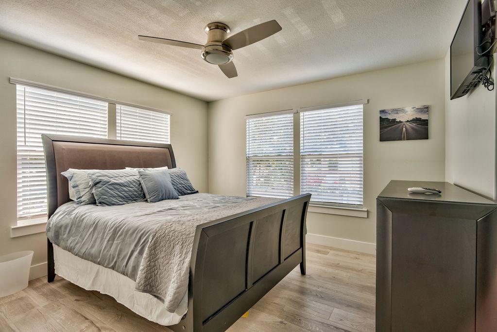 CRYSTAL BEACH - Residential