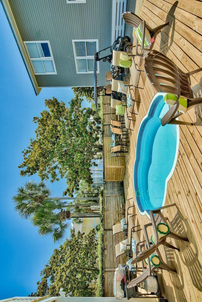 CRYSTAL BEACH - Residential