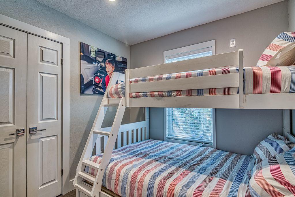 CRYSTAL BEACH - Residential