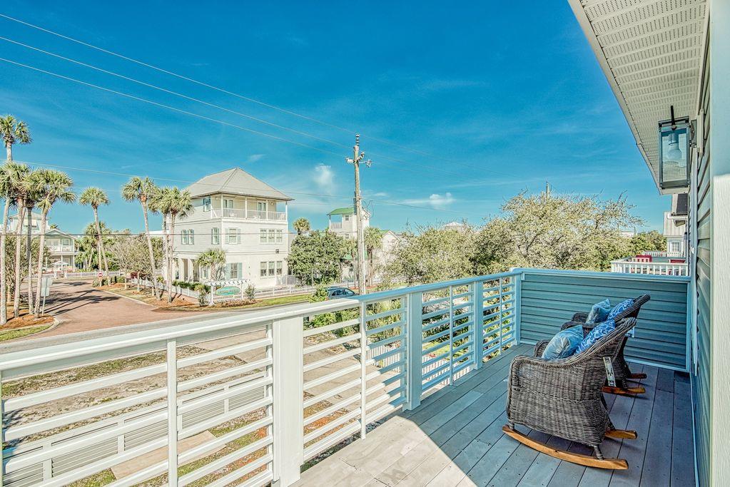 CRYSTAL BEACH - Residential