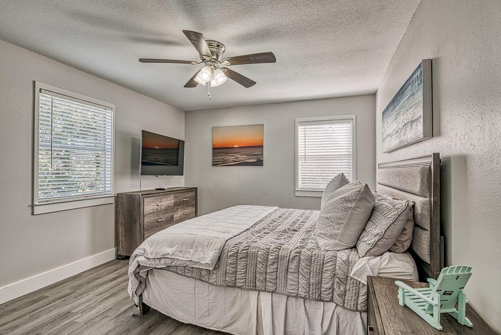 CRYSTAL BEACH - Residential