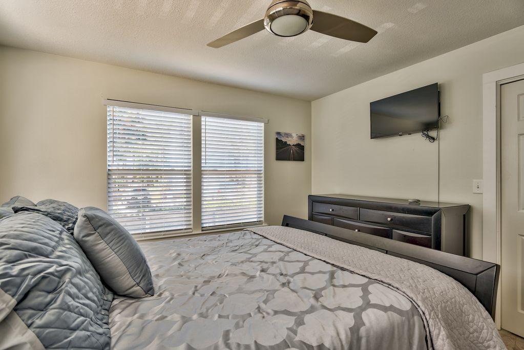 CRYSTAL BEACH - Residential