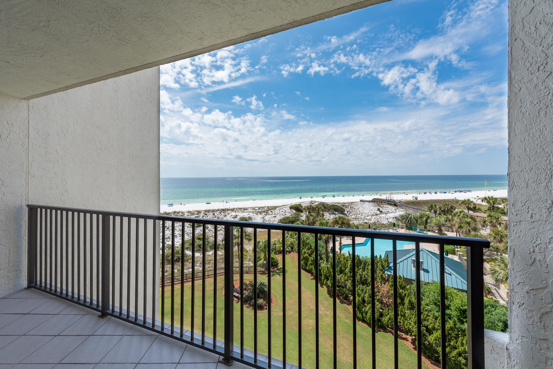 BEACHSIDE 1 CONDO - Residential