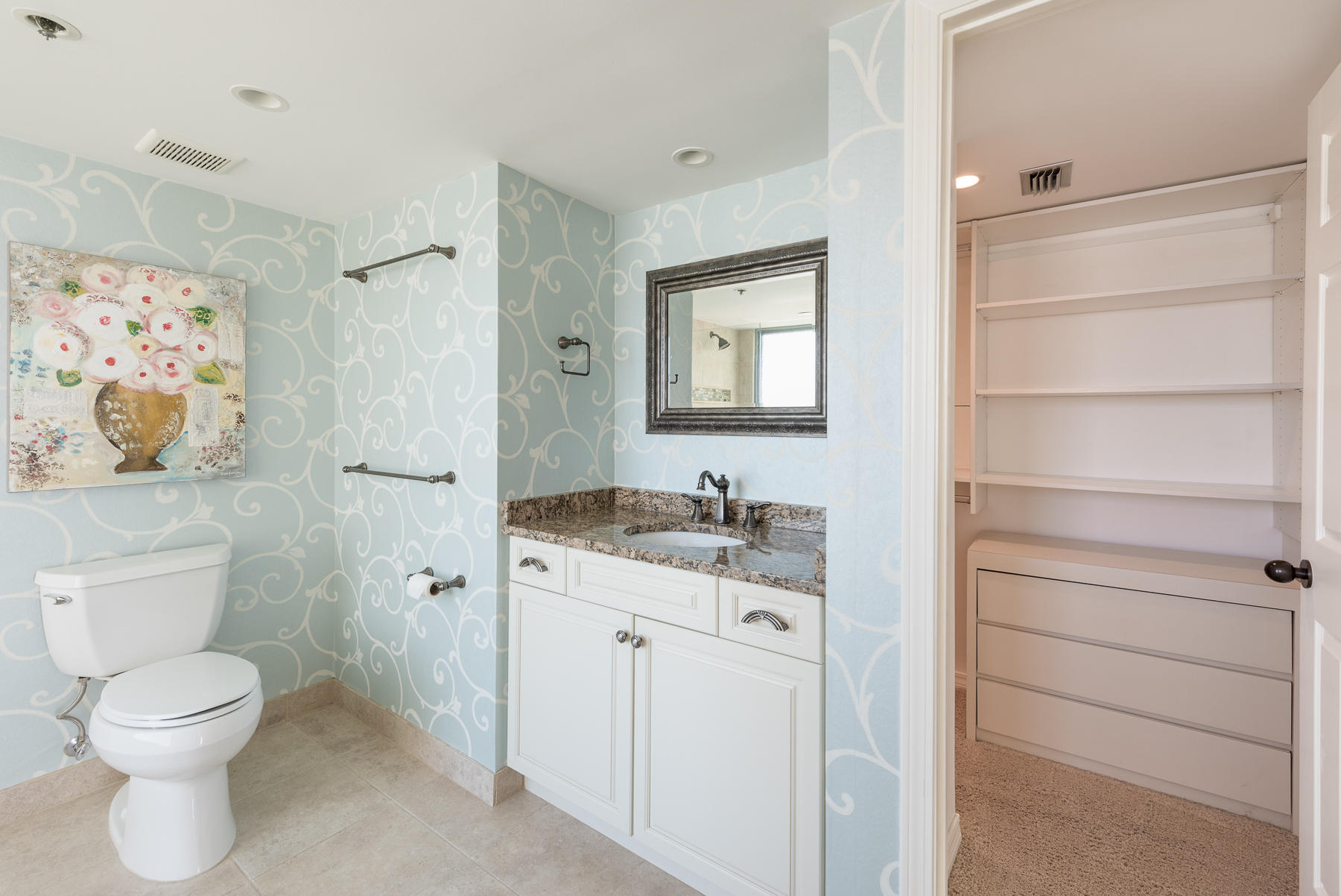 BEACHSIDE 1 CONDO - Residential