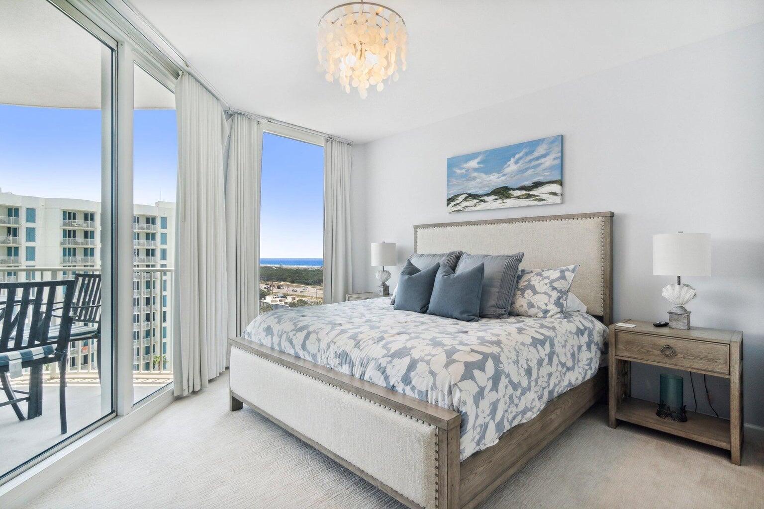 THE PALMS OF DESTIN - Residential