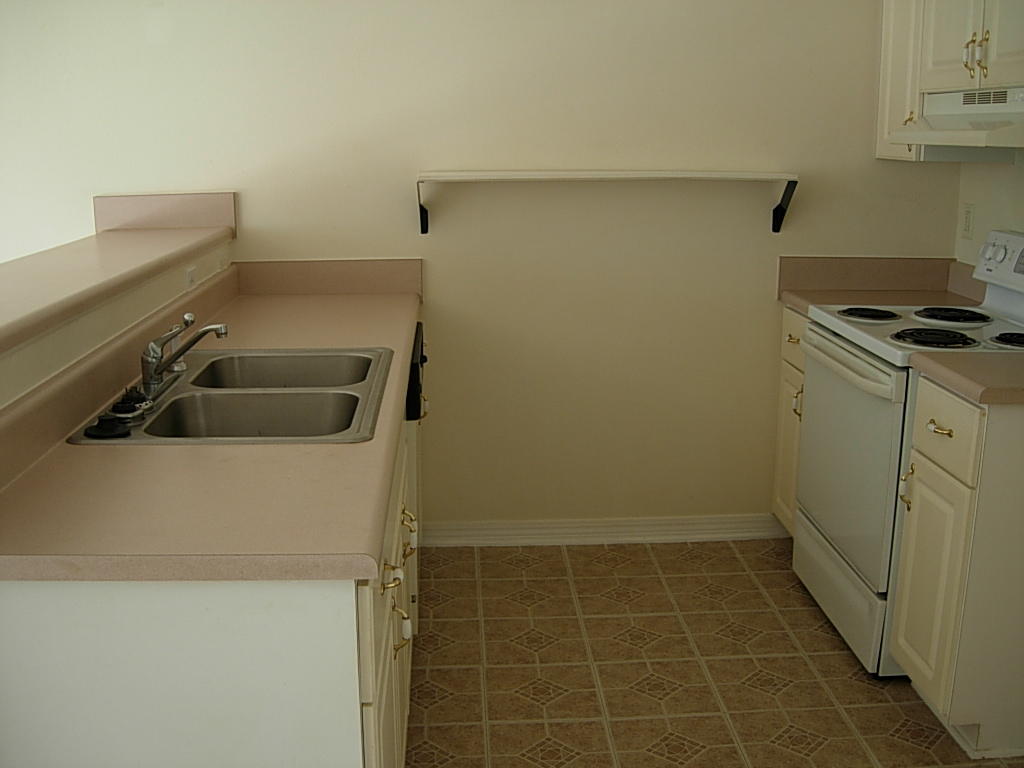 DOMENICAS COVE T/H - Residential