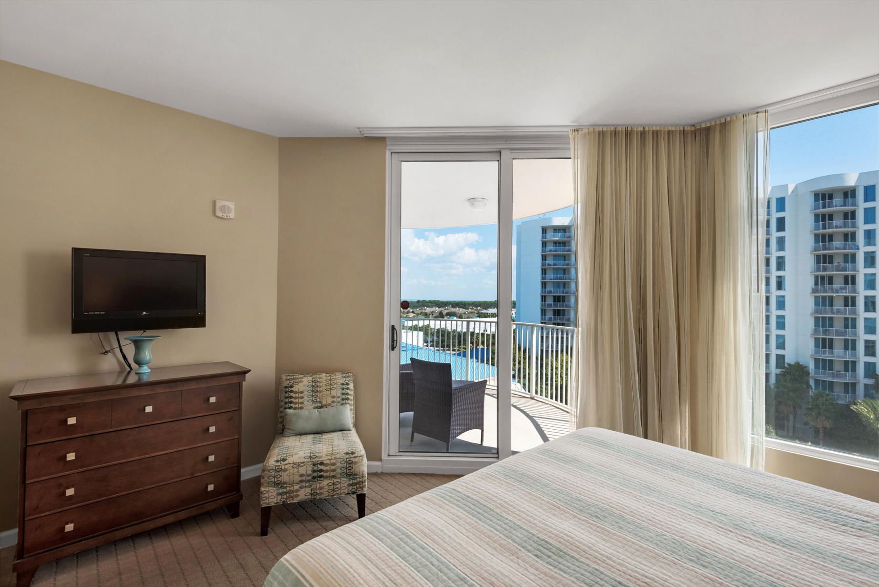 THE PALMS OF DESTIN - Residential