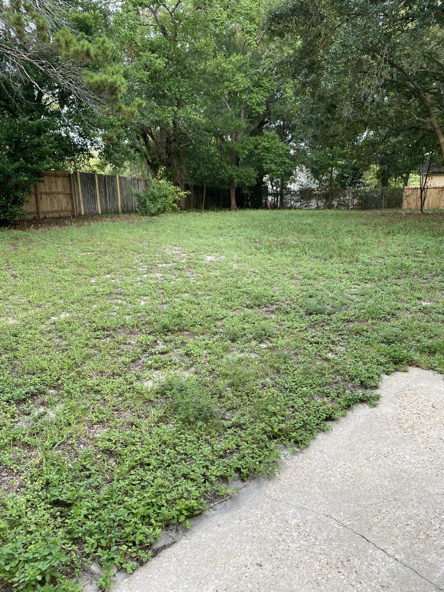 MIRAMAR EST 1ST ADD LOT 10 BLK C - Residential