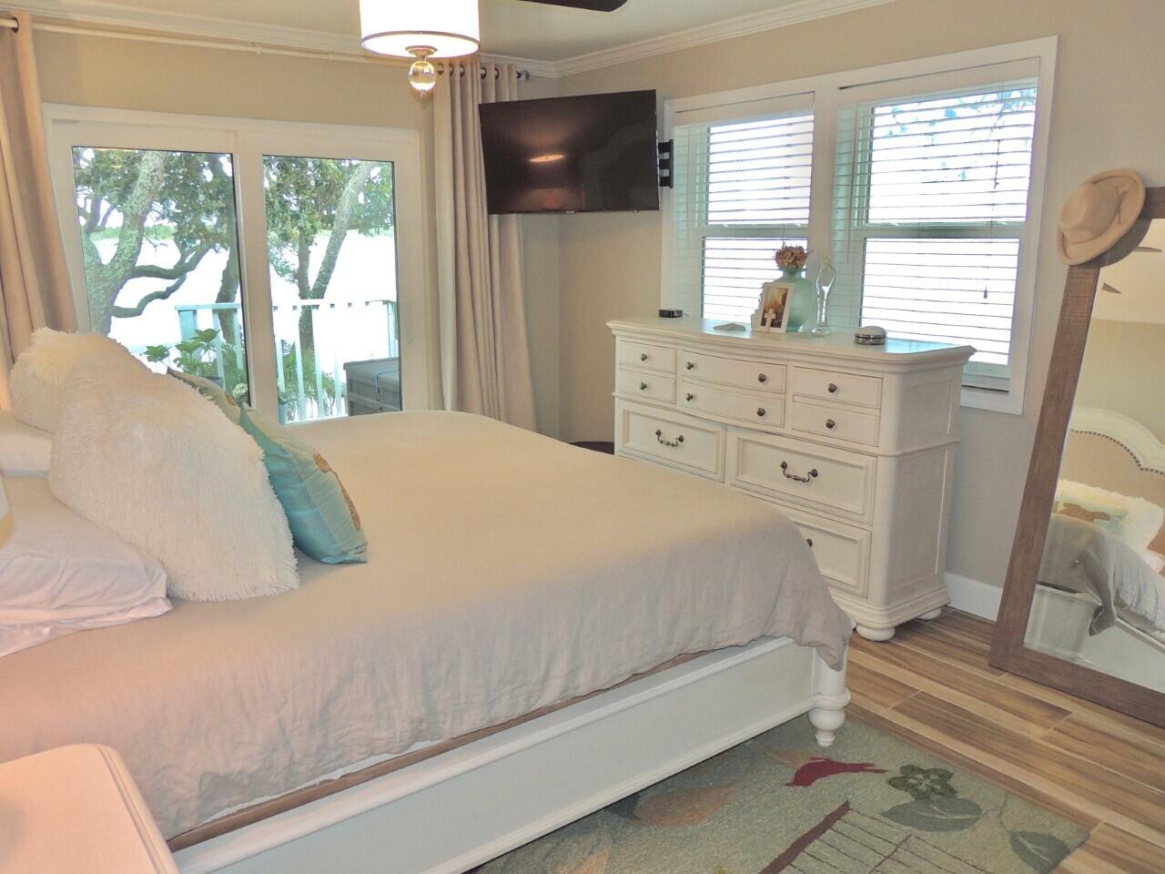 PARISH POINT - Residential