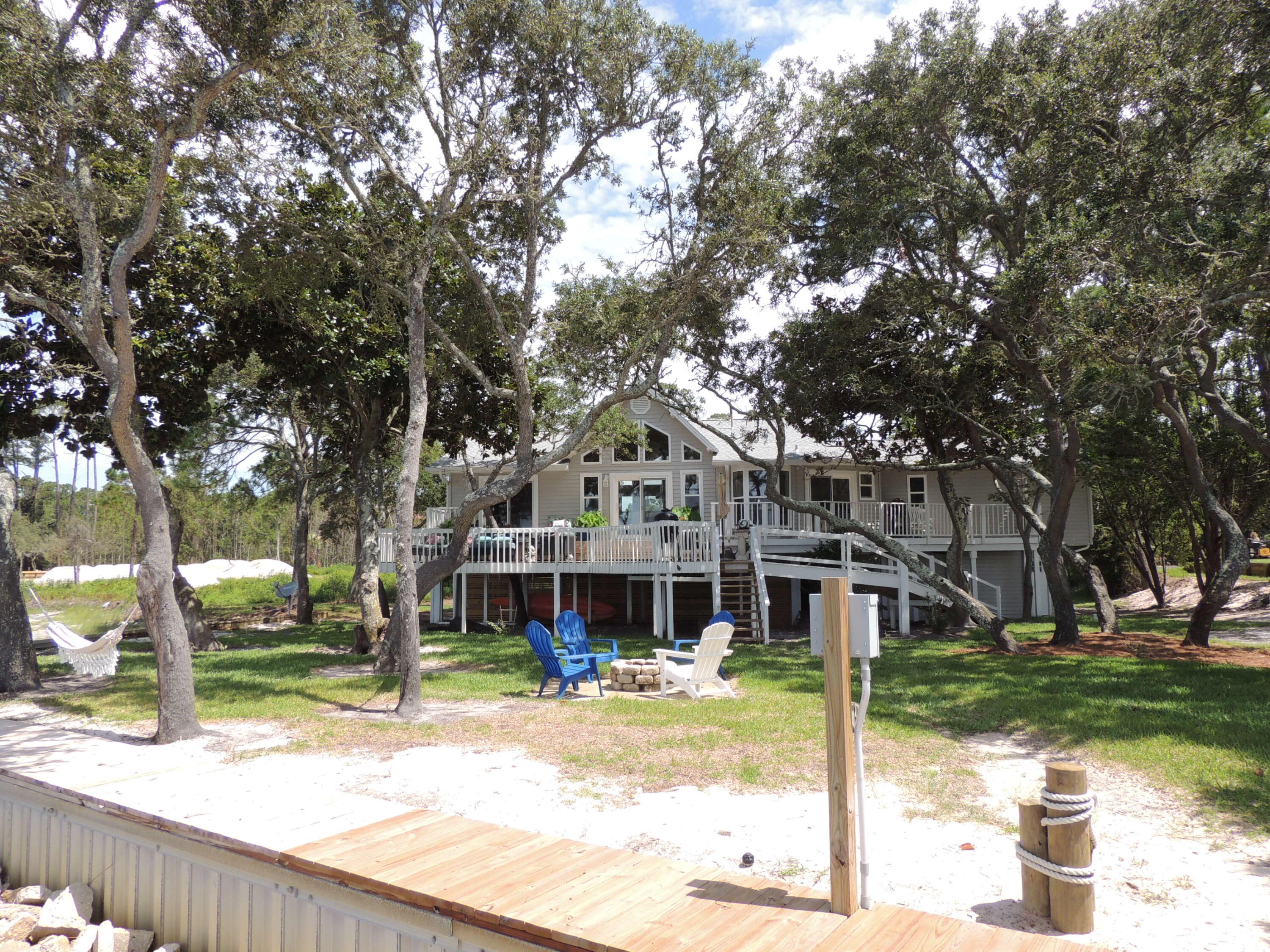 PARISH POINT - Residential