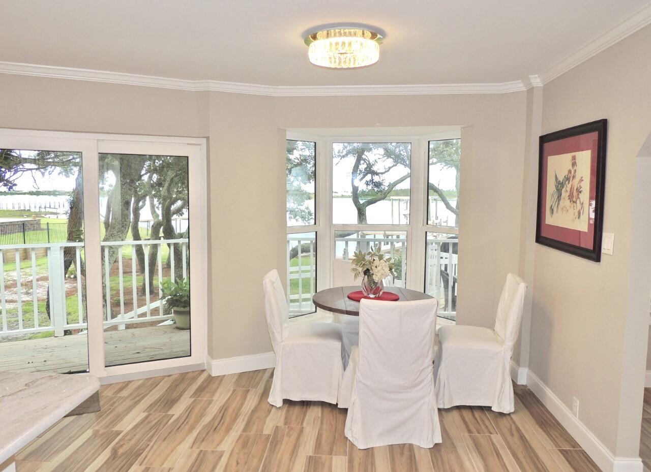 PARISH POINT - Residential