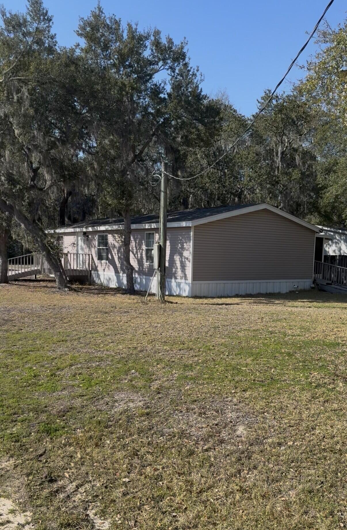 NO RECORDED SUBDIVISION - Residential