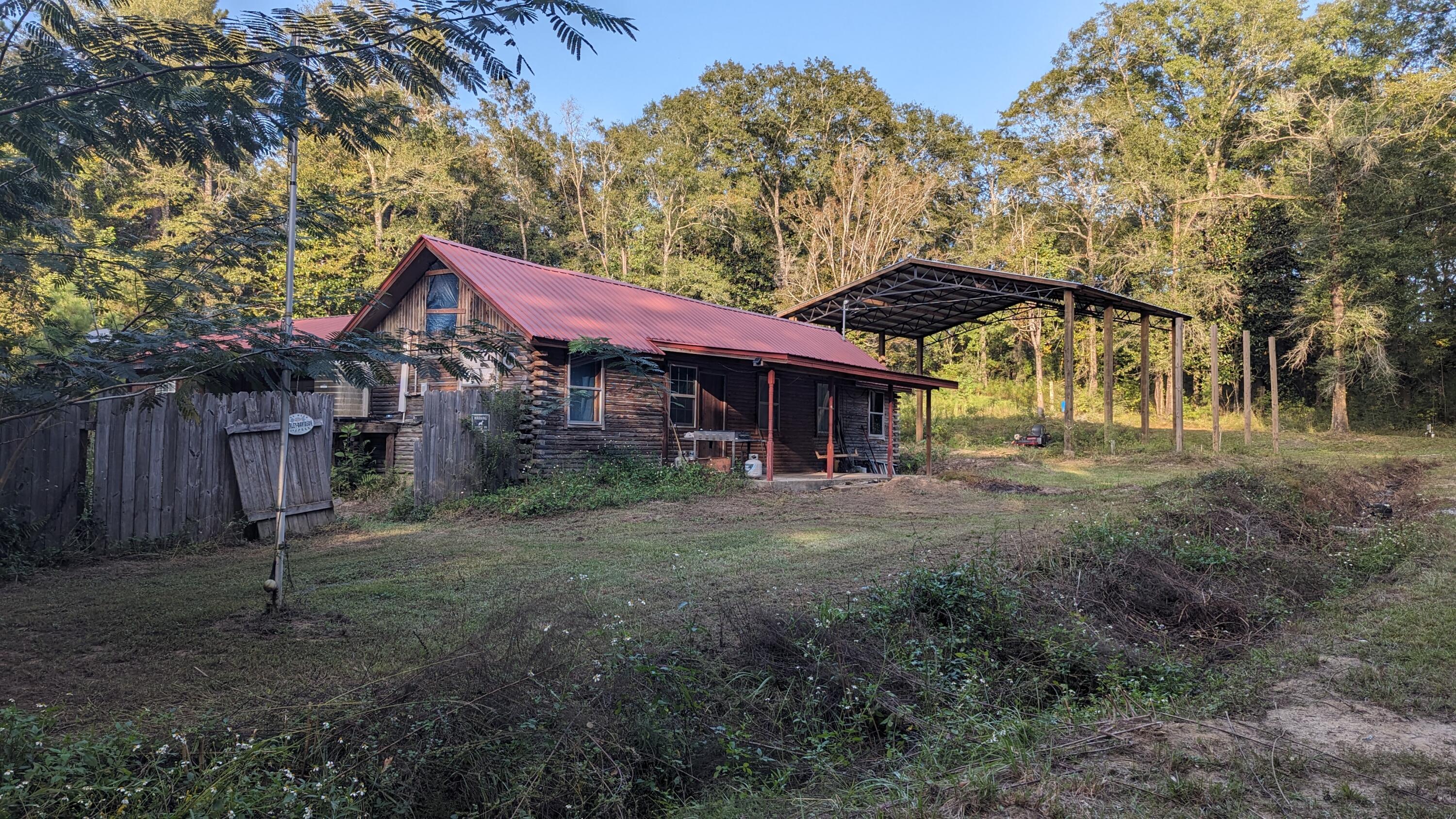 NO RECORDED SUBDIVISION - Residential