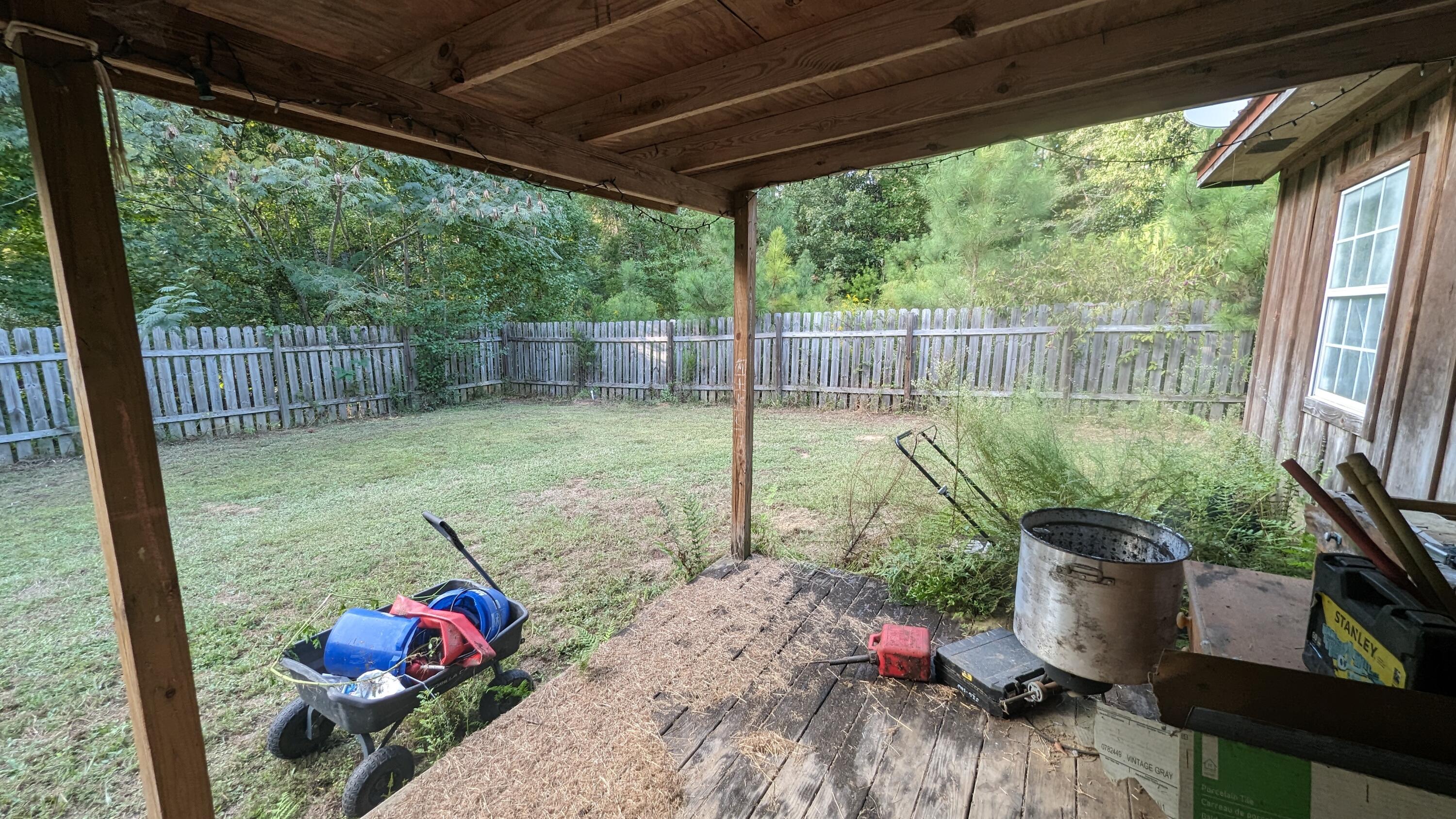 NO RECORDED SUBDIVISION - Residential