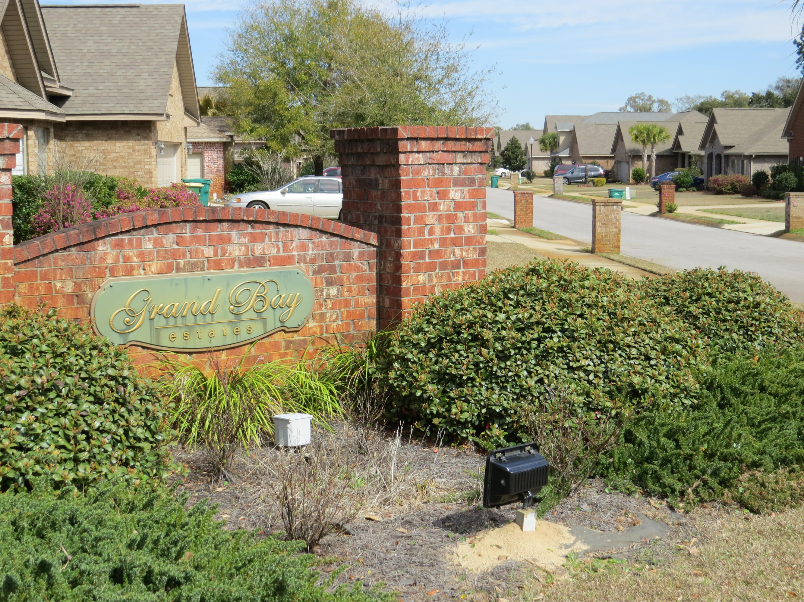 GRAND BAY ESTATES - Land