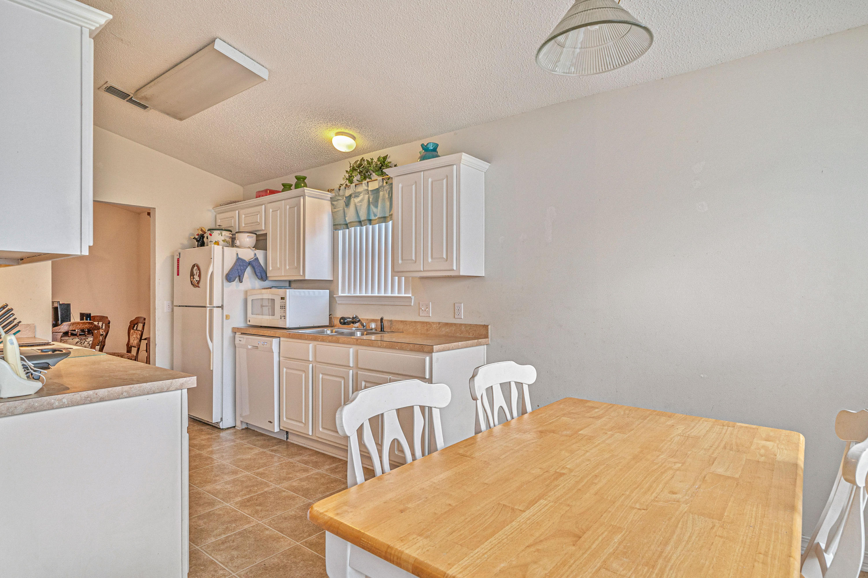 REDSTONE ESTATES - Residential