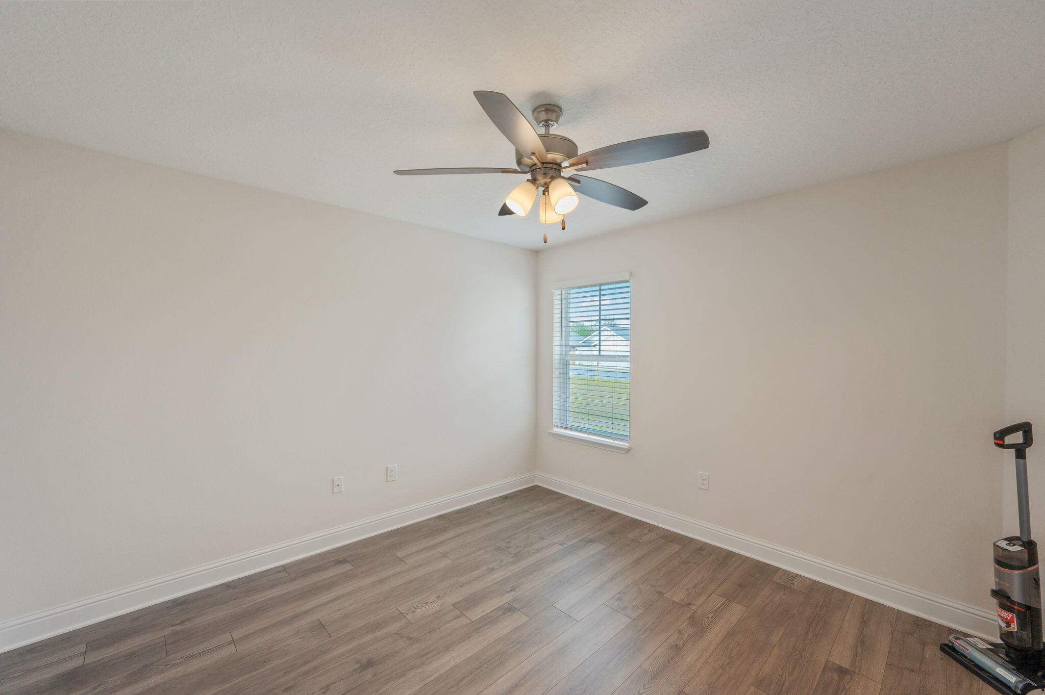 Nature Lake - Residential