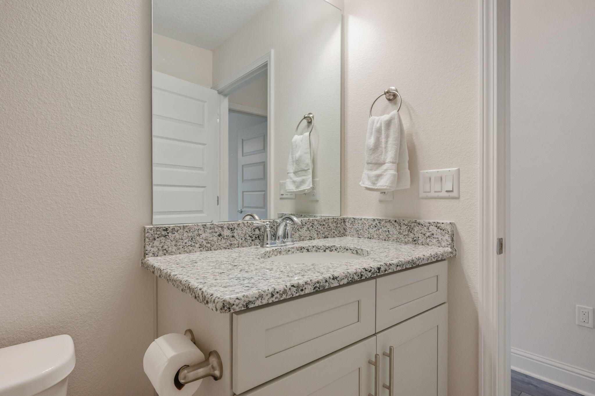 Nature Lake - Residential