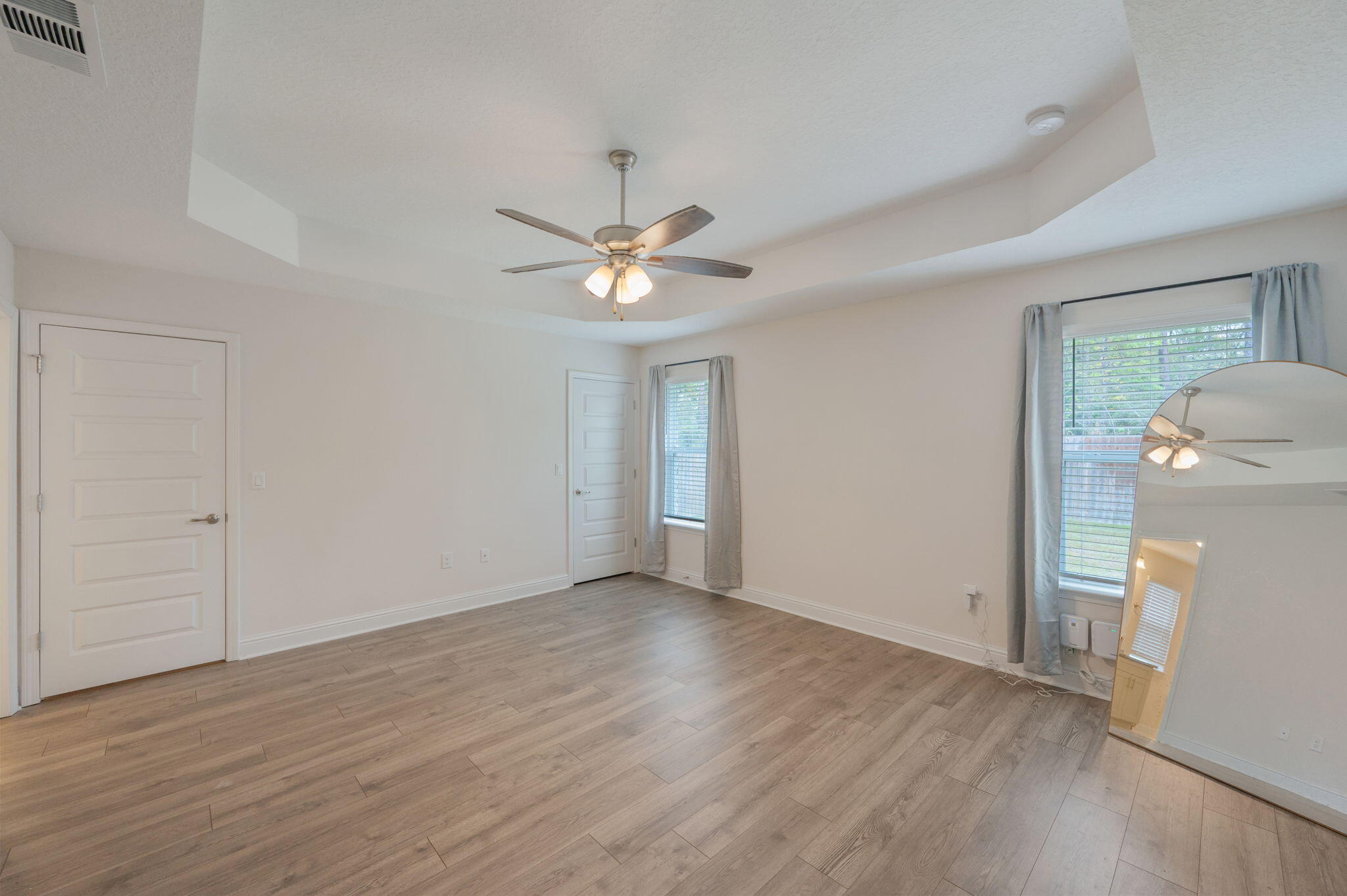 Nature Lake - Residential