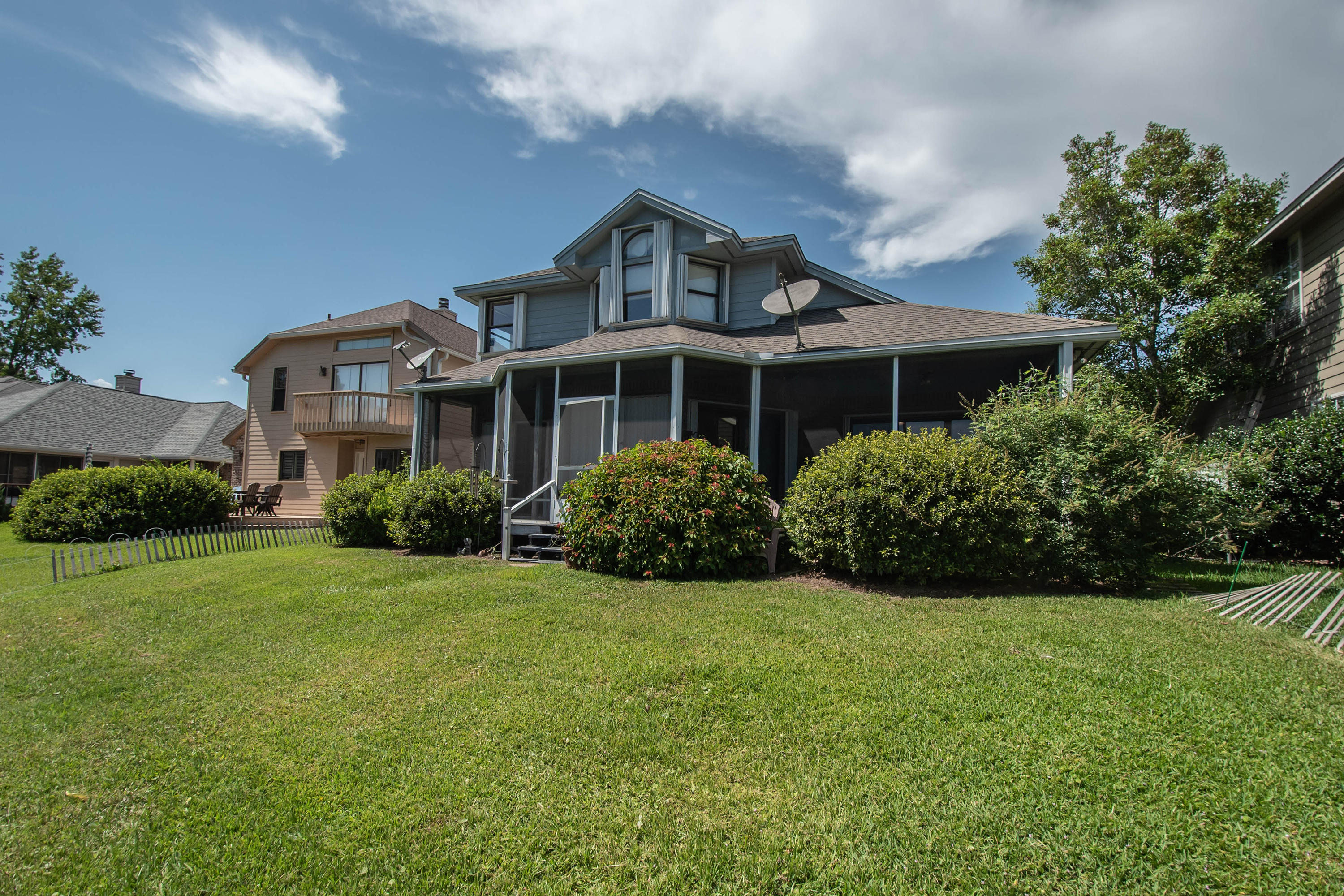 CROSSWINDS 1ST ADD - Residential