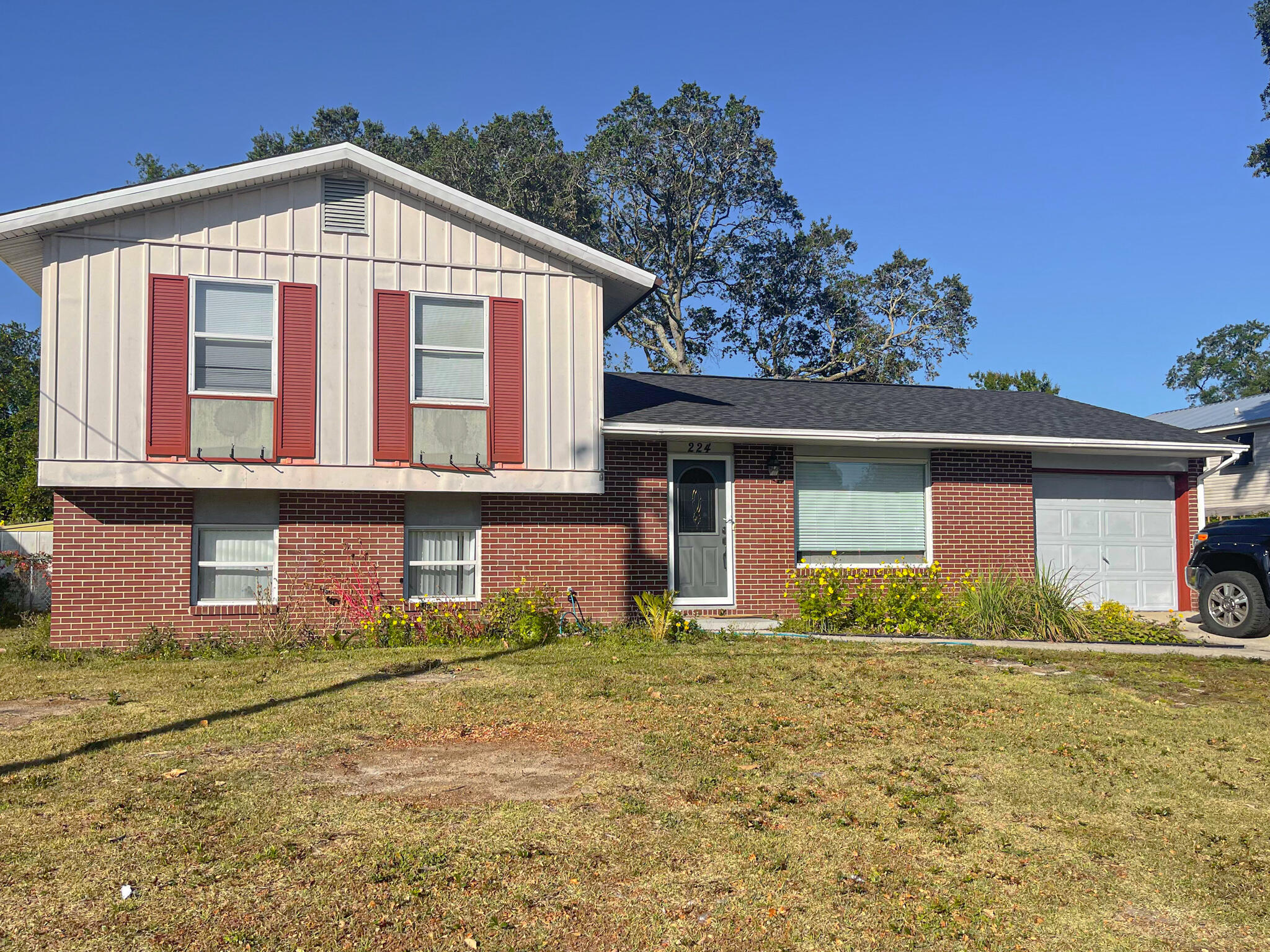 BAYOU WOODS - Residential