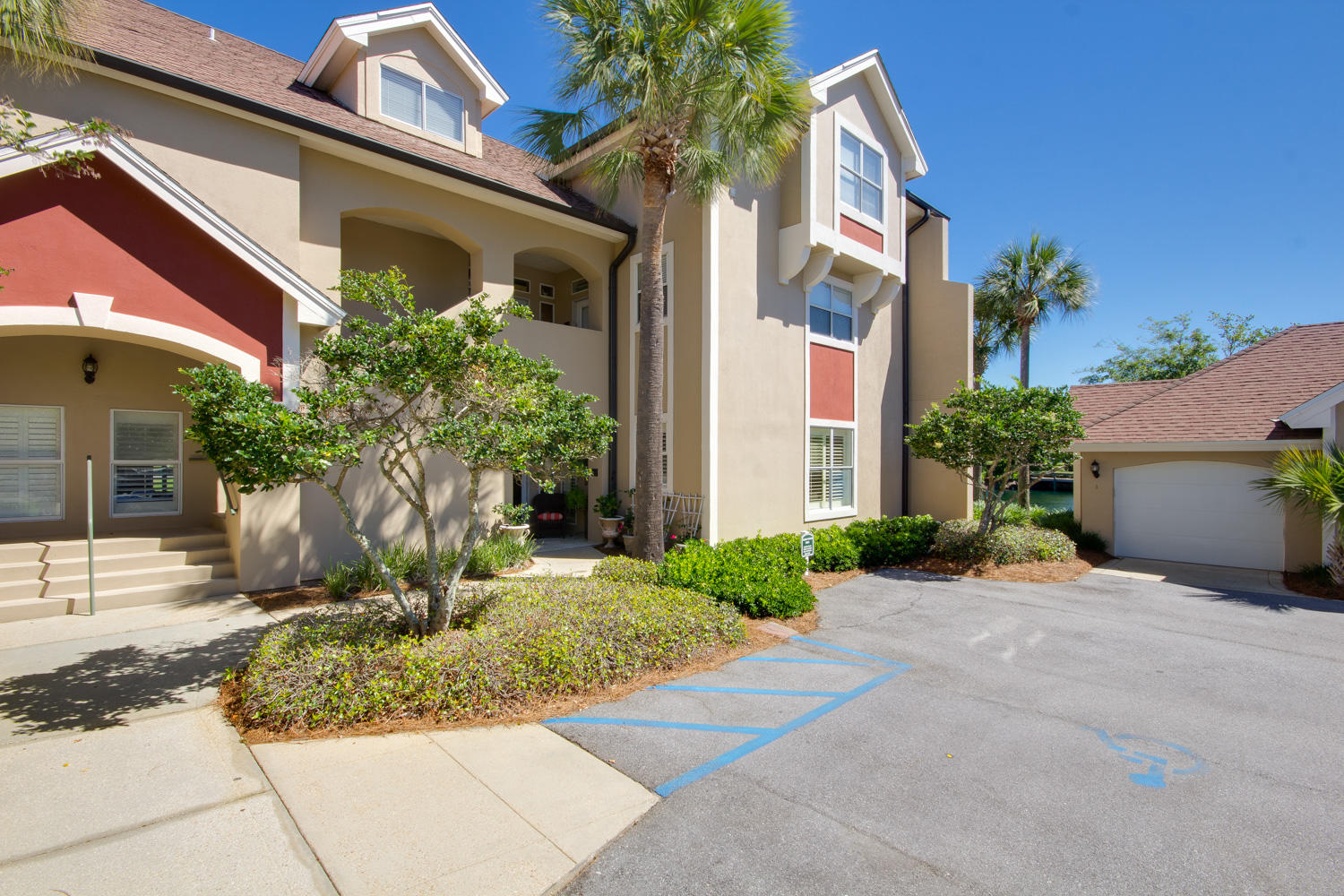 TURNBERRY VILLAS CONDO - Residential