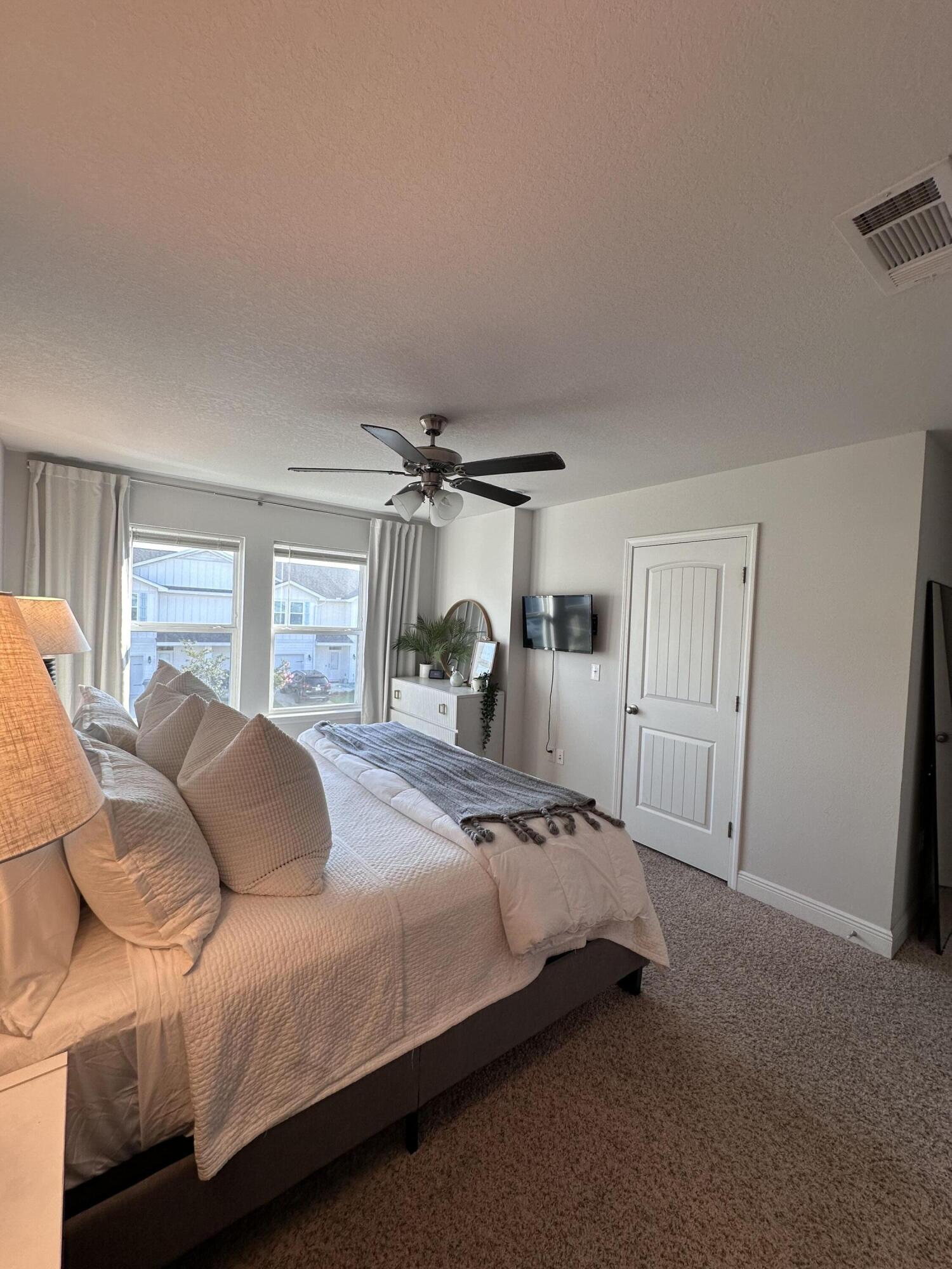 Crossing Lane - Residential Lease