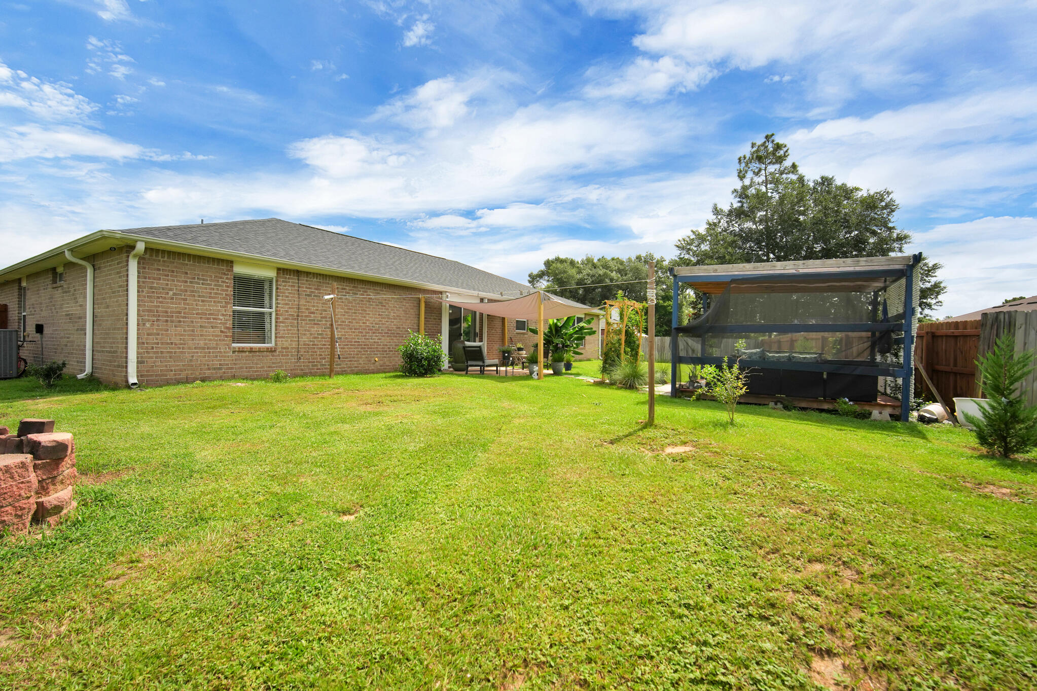 HARVEST POINT - Residential