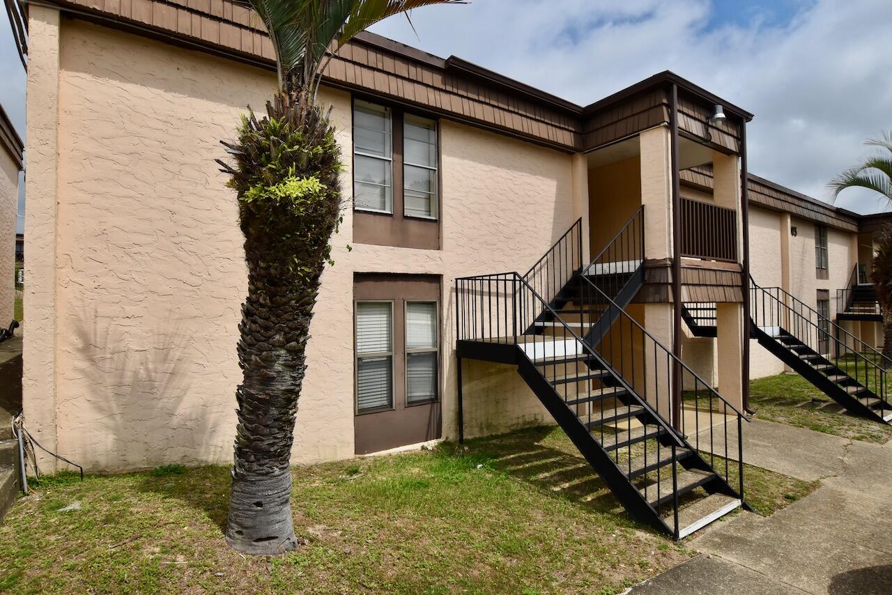 Coastal Comfort in the Heart of Fort Walton Beach - 2BR/2BA Gem!Welcome to 403 Marshall Ct. Unit 5, a beautiful 2-bedroom, 2-bathroom condo nestled in a quiet community just minutes from the emerald waters of the. Gulf Coast. Whether you're looking for a cozy primary residence, a second home, or an investment opportunity, this unit checks all the boxes!Step inside to find a spacious open floor plan featuring a open living area, updated kitchen, and storage/laundry access from balcony. Both bedrooms are very spacious, and the two full bathrooms provide convenience and privacy--ideal for families or roommates.Enjoy your morning coffee on the private balcony, or take advantage of the nearby shopping, dining, schools, and military bases. This unit also comes with assigned parki