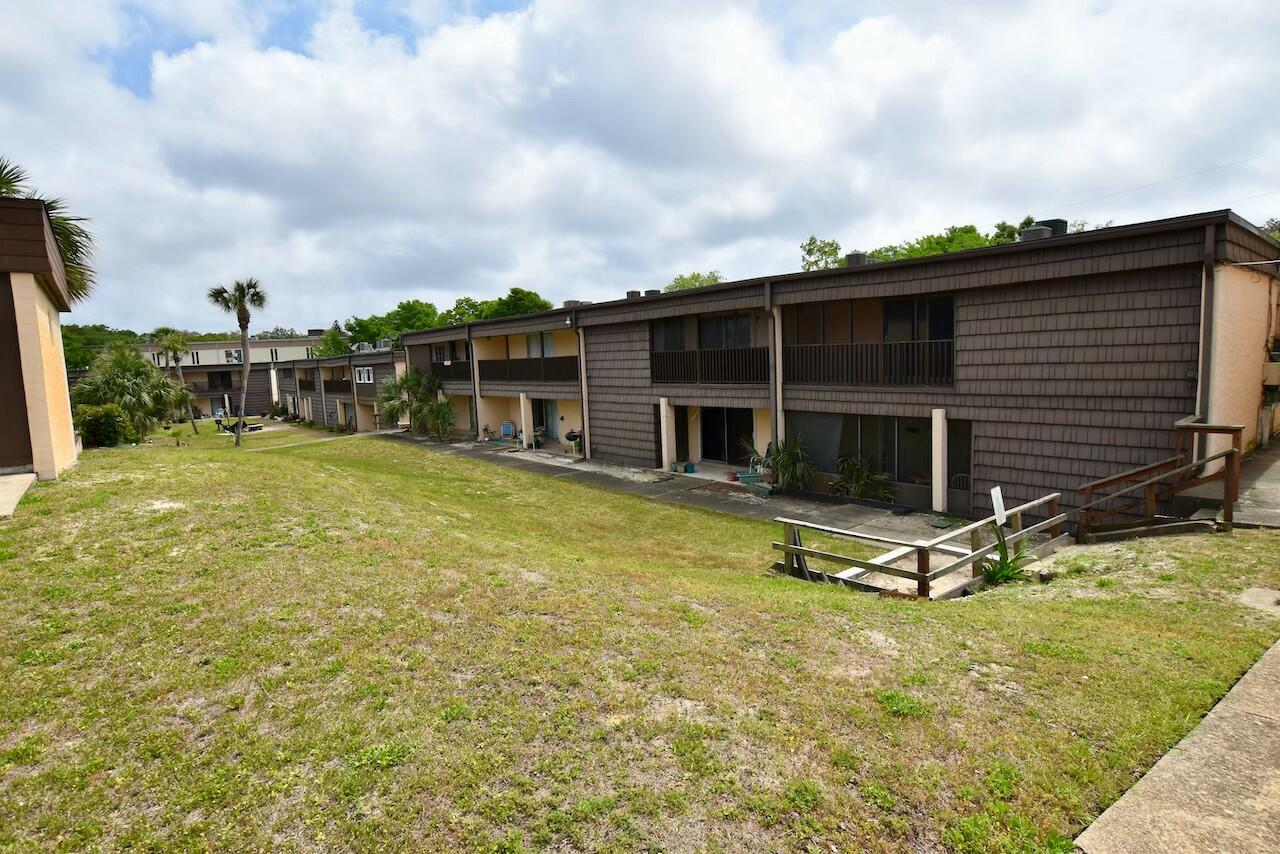 SPANISH VILLAS CONDO - Residential