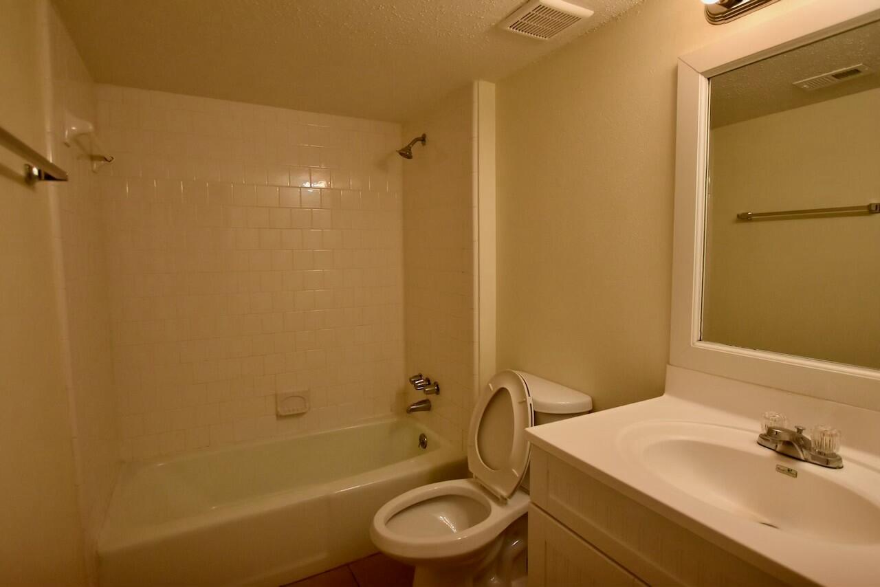 SPANISH VILLAS CONDO - Residential