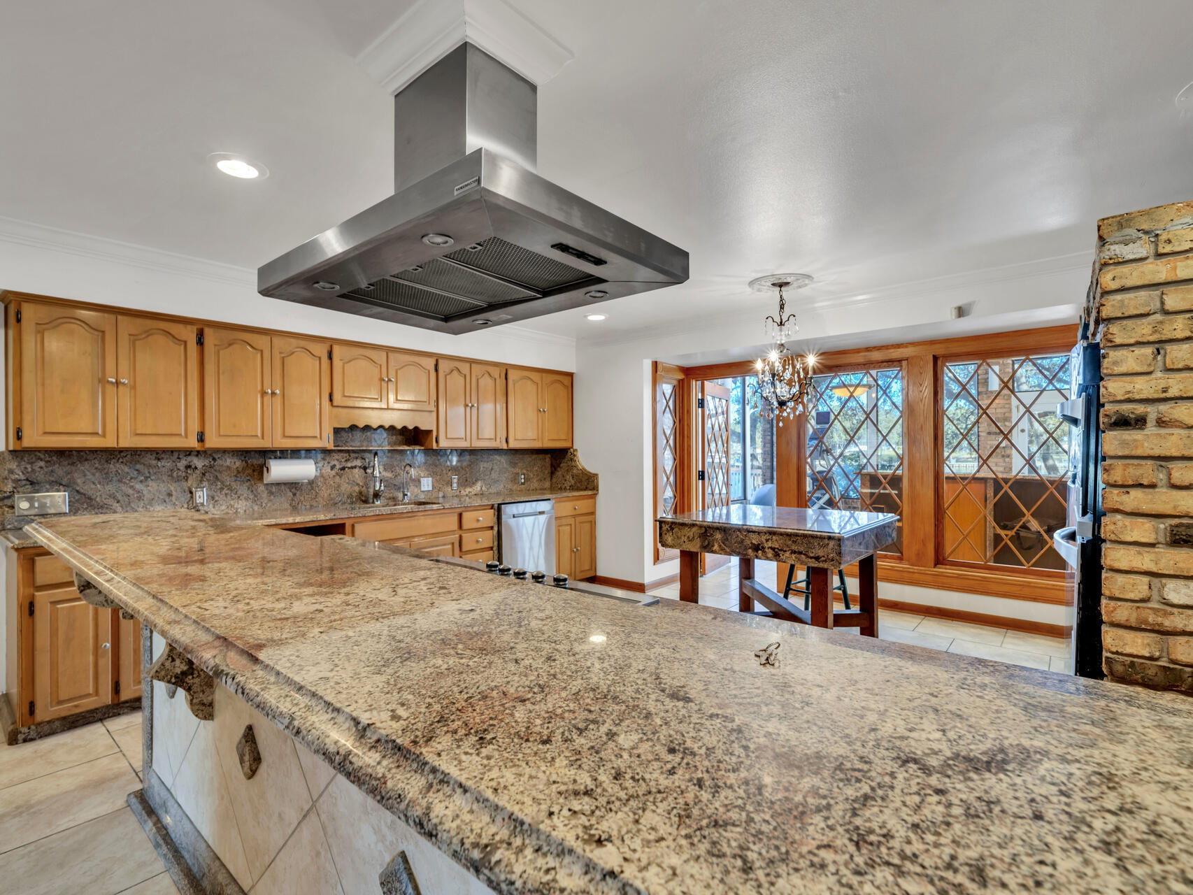 315 Vaughan Street NW Waterfront - Residential