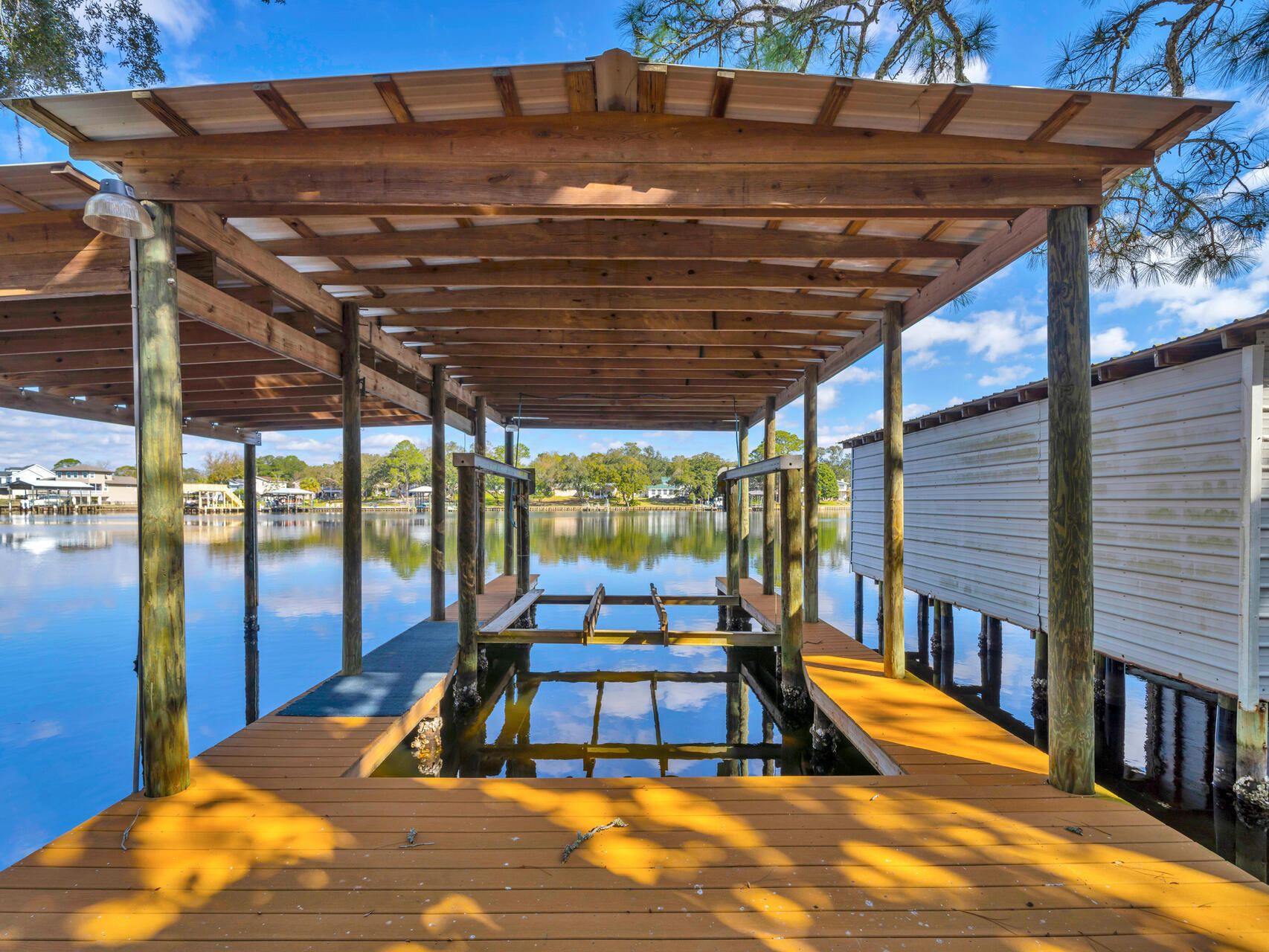 315 Vaughan Street NW Waterfront - Residential