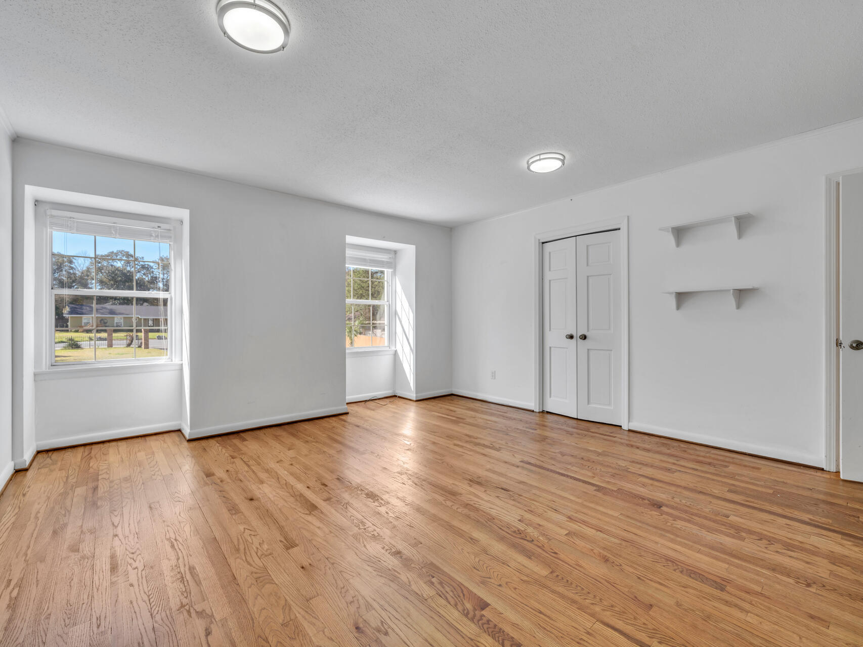 315 Vaughan Street NW Waterfront - Residential