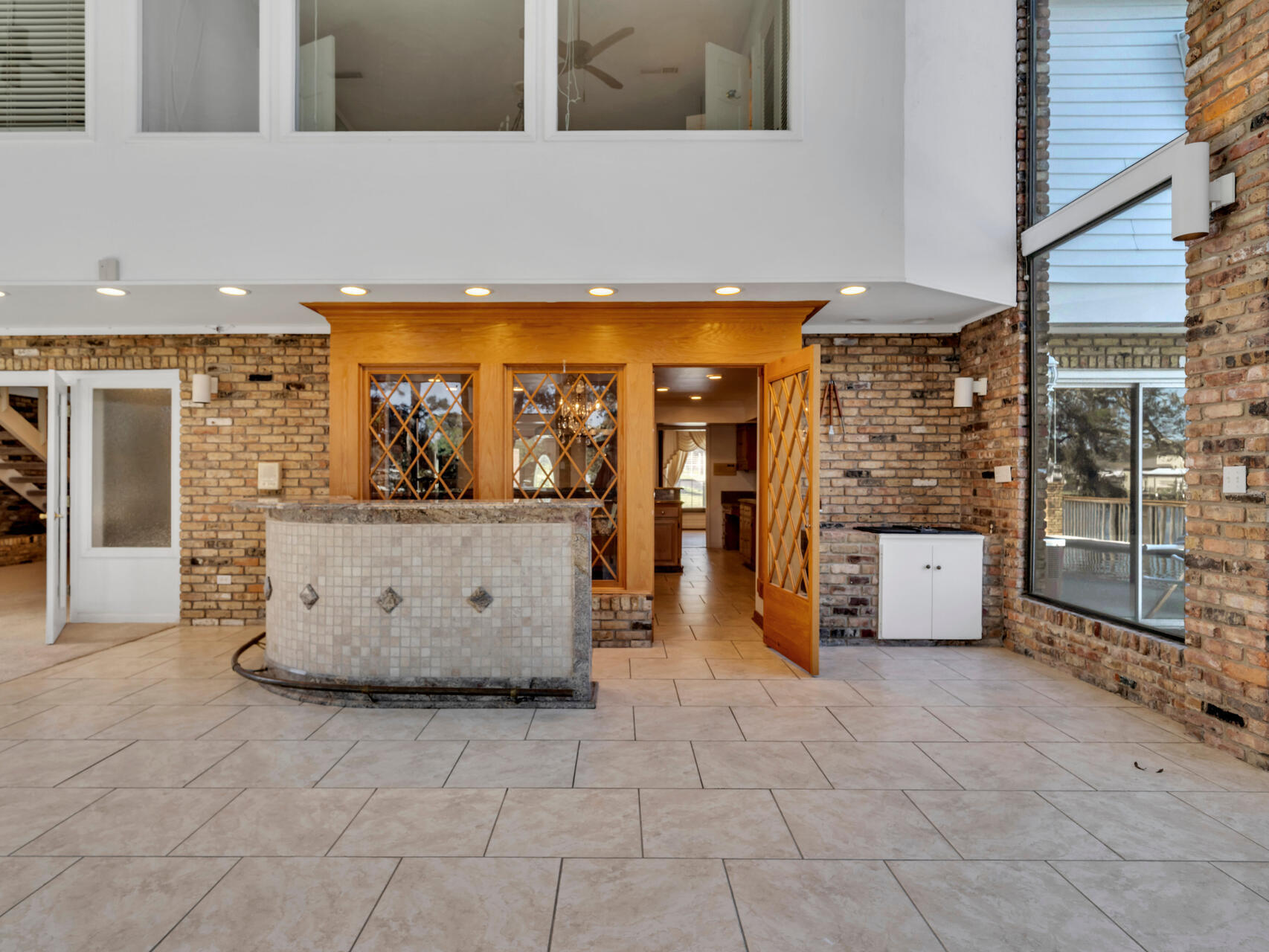 315 Vaughan Street NW Waterfront - Residential