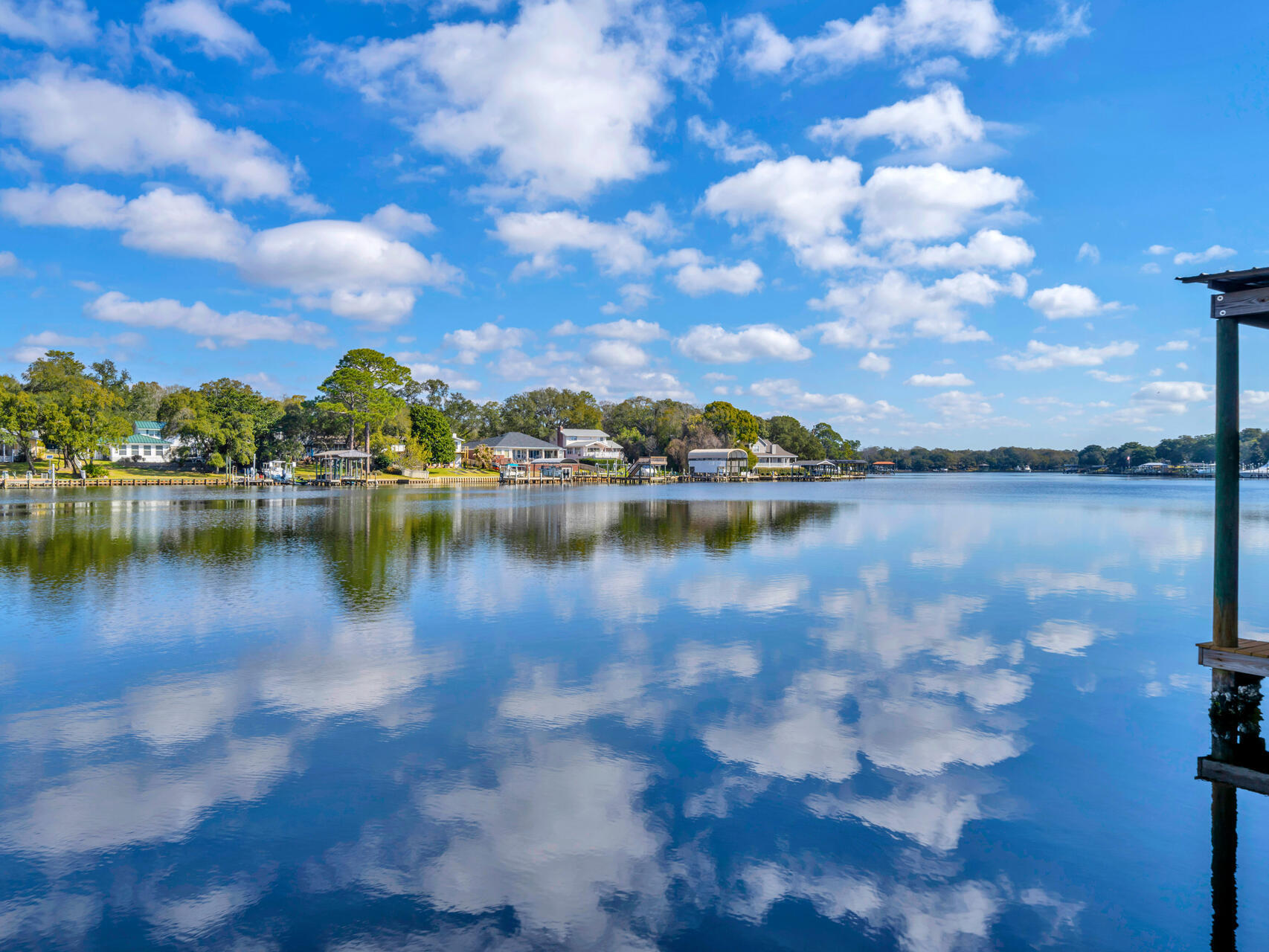 315 Vaughan Street NW Waterfront - Residential