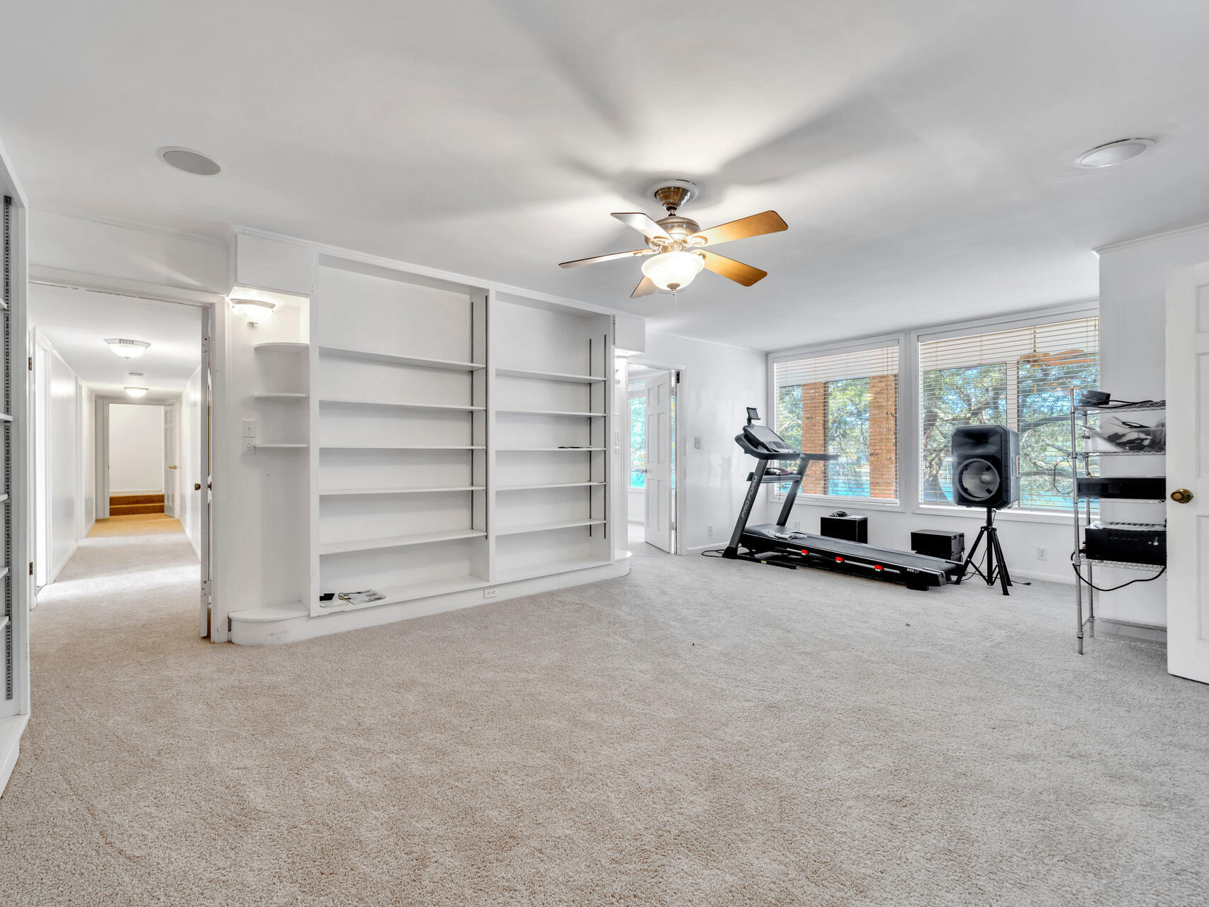 315 Vaughan Street NW Waterfront - Residential