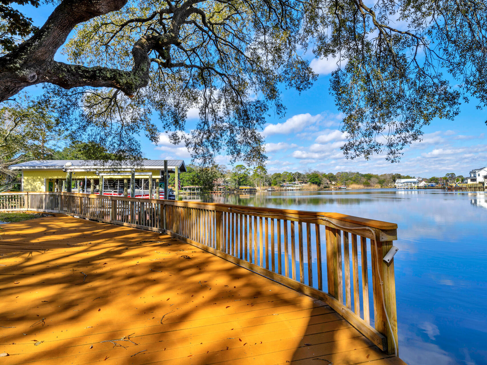 315 Vaughan Street NW Waterfront - Residential