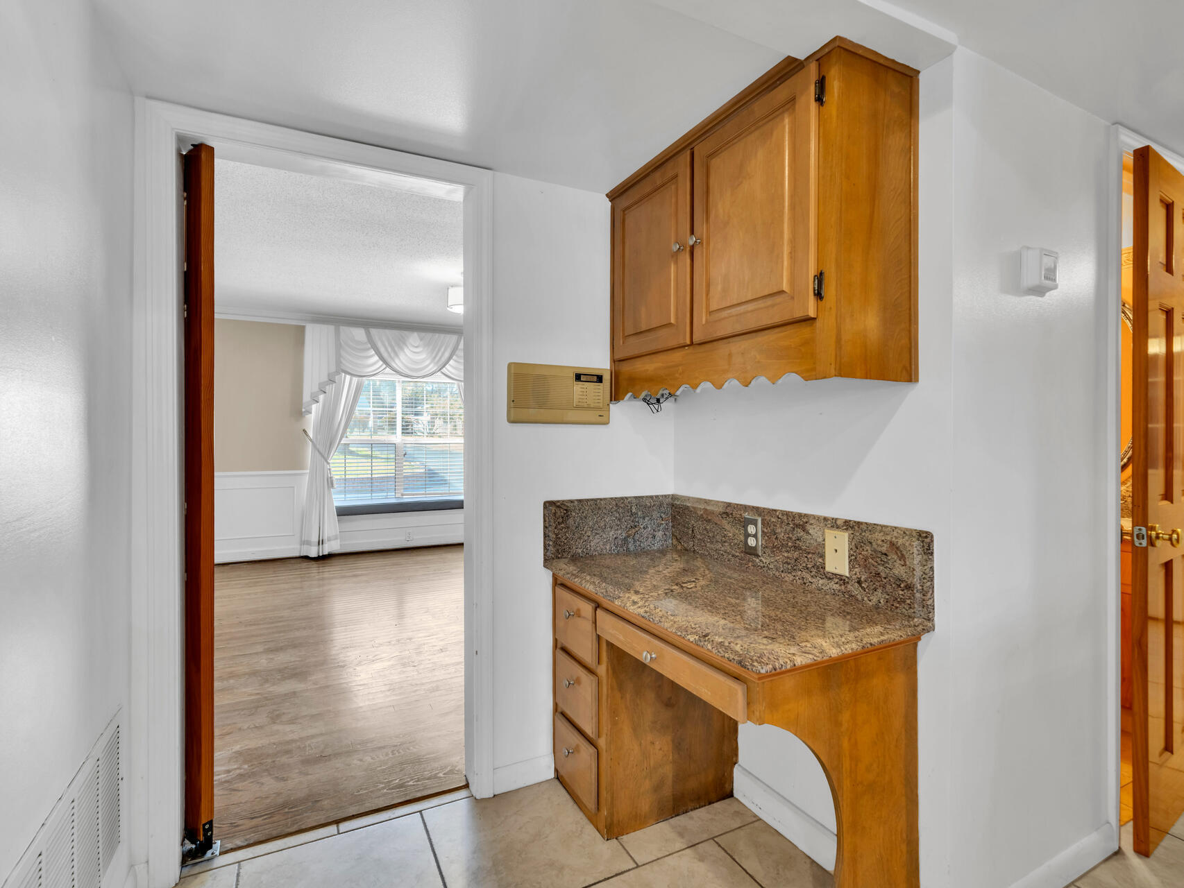 315 Vaughan Street NW Waterfront - Residential