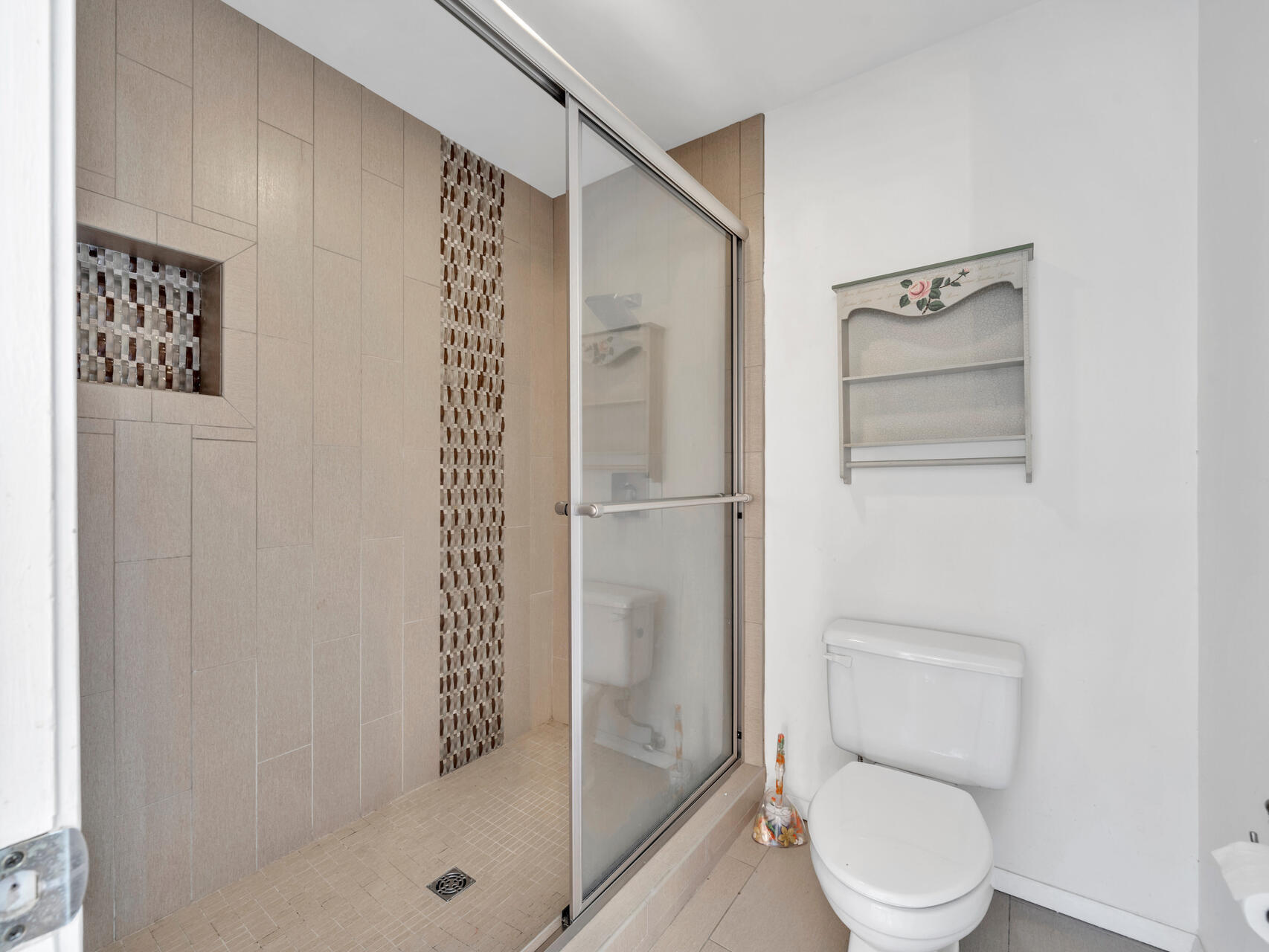 315 Vaughan Street NW Waterfront - Residential