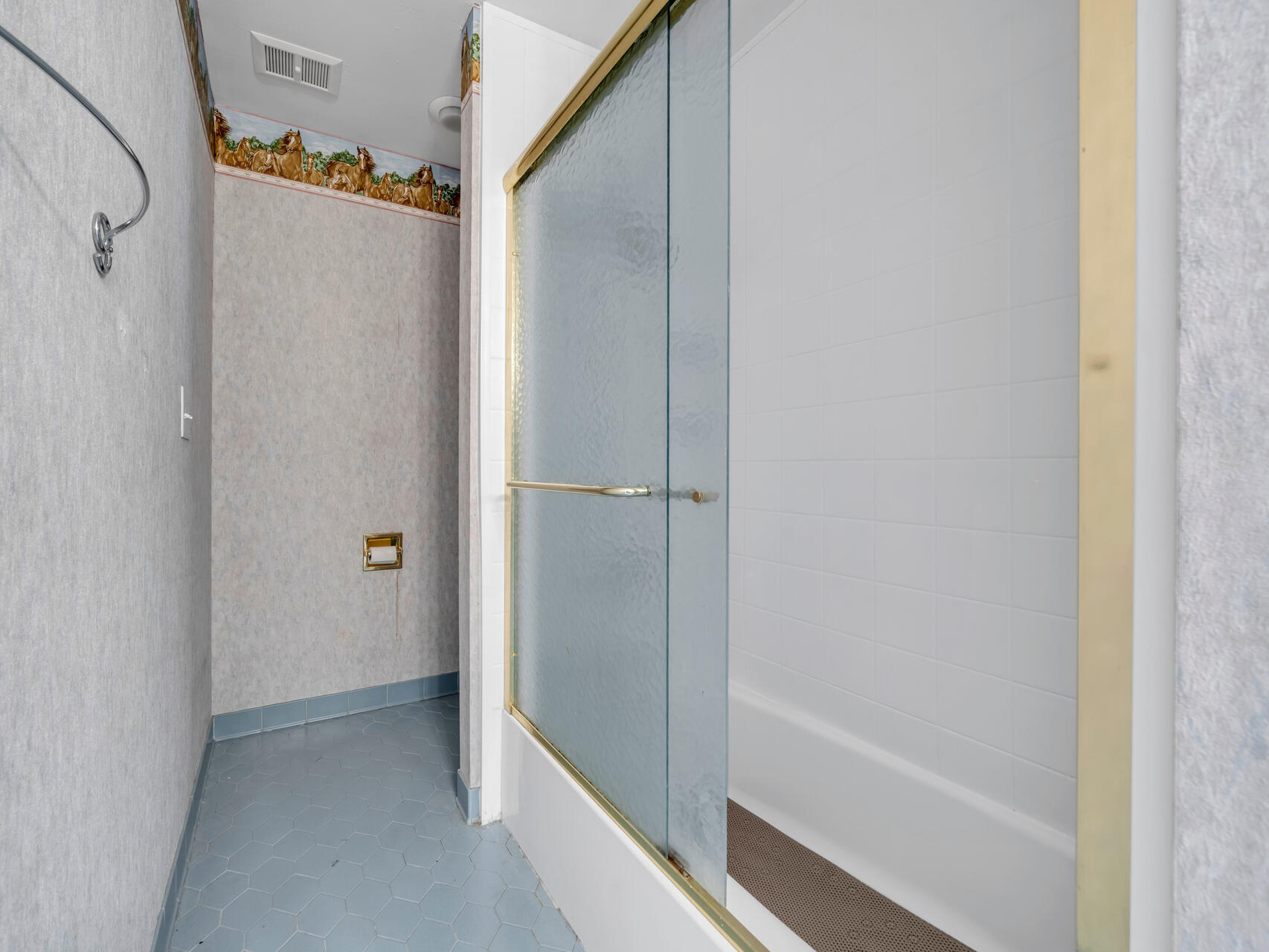 315 Vaughan Street NW Waterfront - Residential