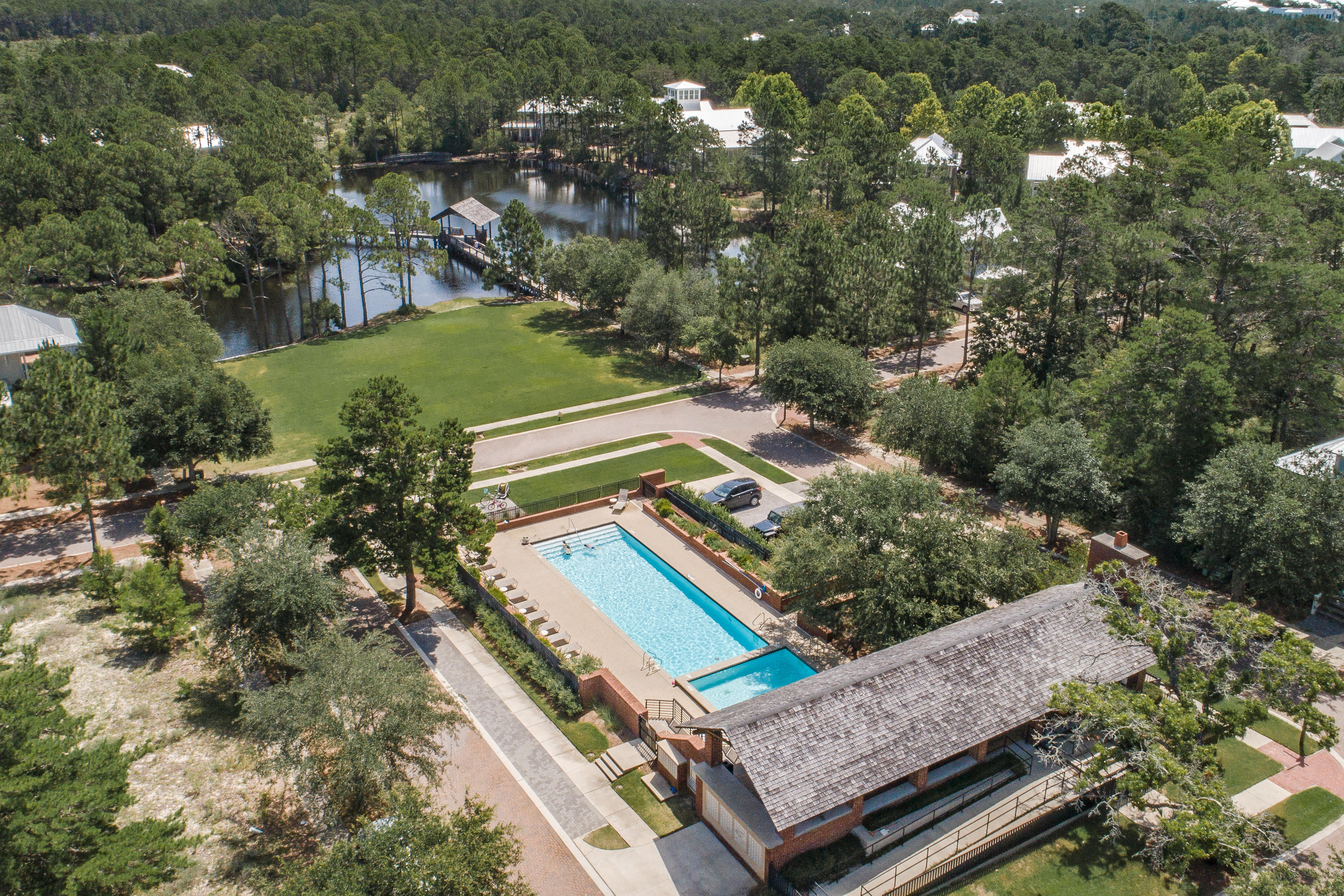 FOREST LAKES - Residential