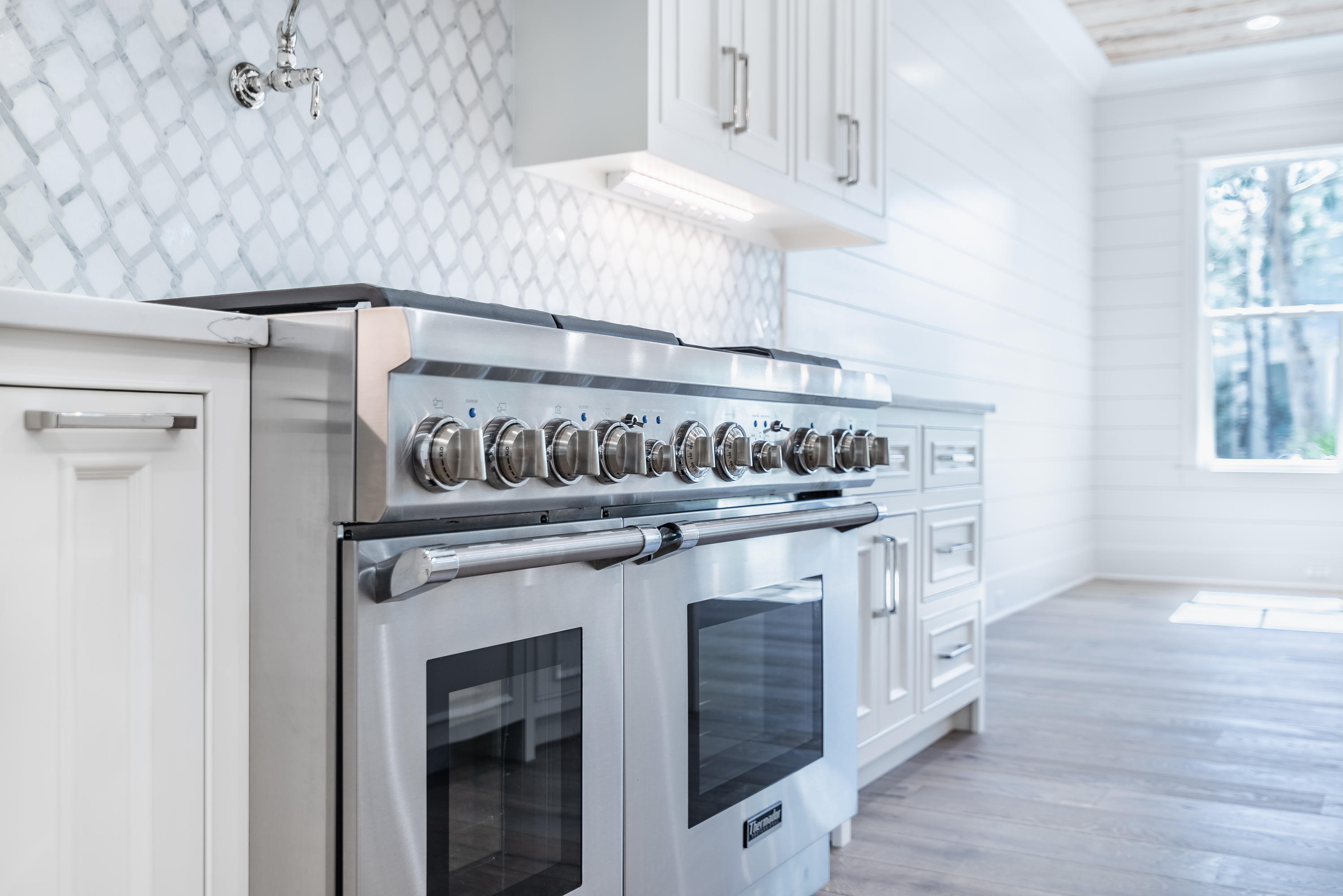 FOREST LAKES - Residential