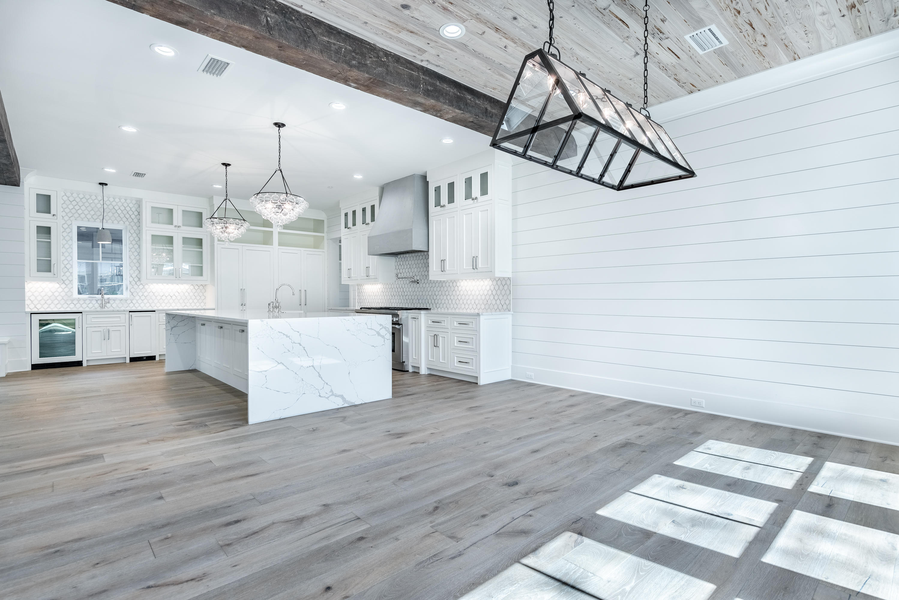 FOREST LAKES - Residential