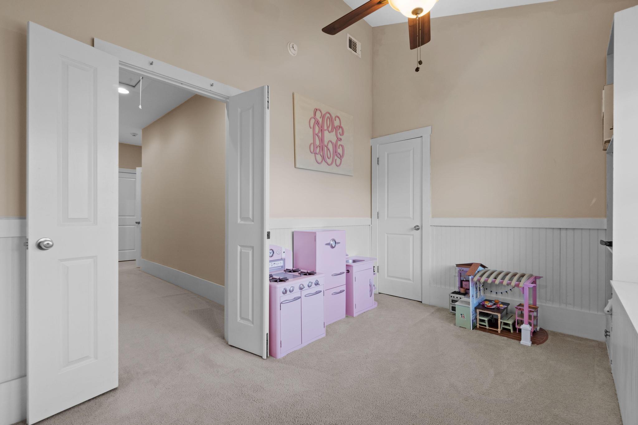 Holiday Shores Estates - Residential