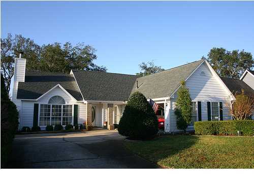 Wait til you see this gem of a home located in Bluewater Bay, close to A+ schools and shopping!! This beauty features vaulted ceilings, built in book cases, neutral paint colors throughout and a fireplace in the living room. The lovely kitchen boasts granite counters, tile floors and newer appliances including a gas stove. The large owner's suite offers cathedral ceilings, dual vanities and private entry to the heated and cooled Florida Room which is not included in the square footage. Each guest bedroom is nicely sized and the floor plan is a great layout, making this an ideal family home. All dimensions and pertinent information to be verified by buyer.