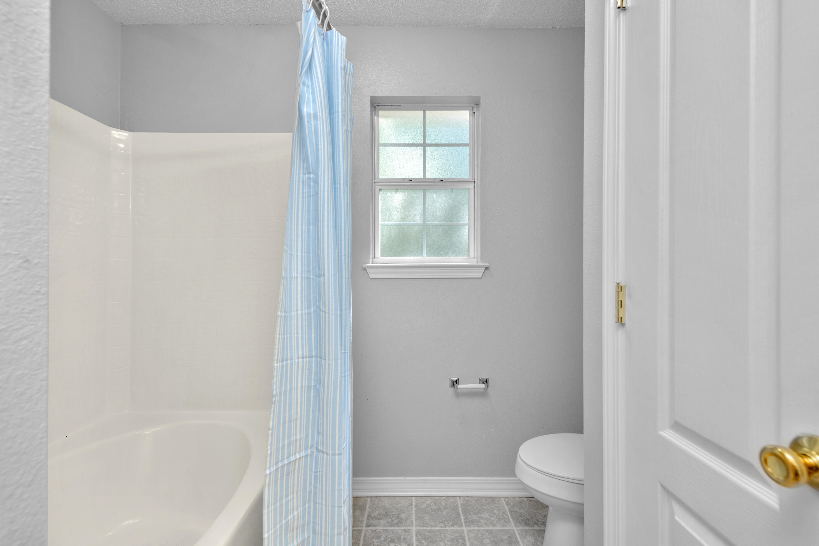 NAVARRE S/D 2ND ADDN - Residential