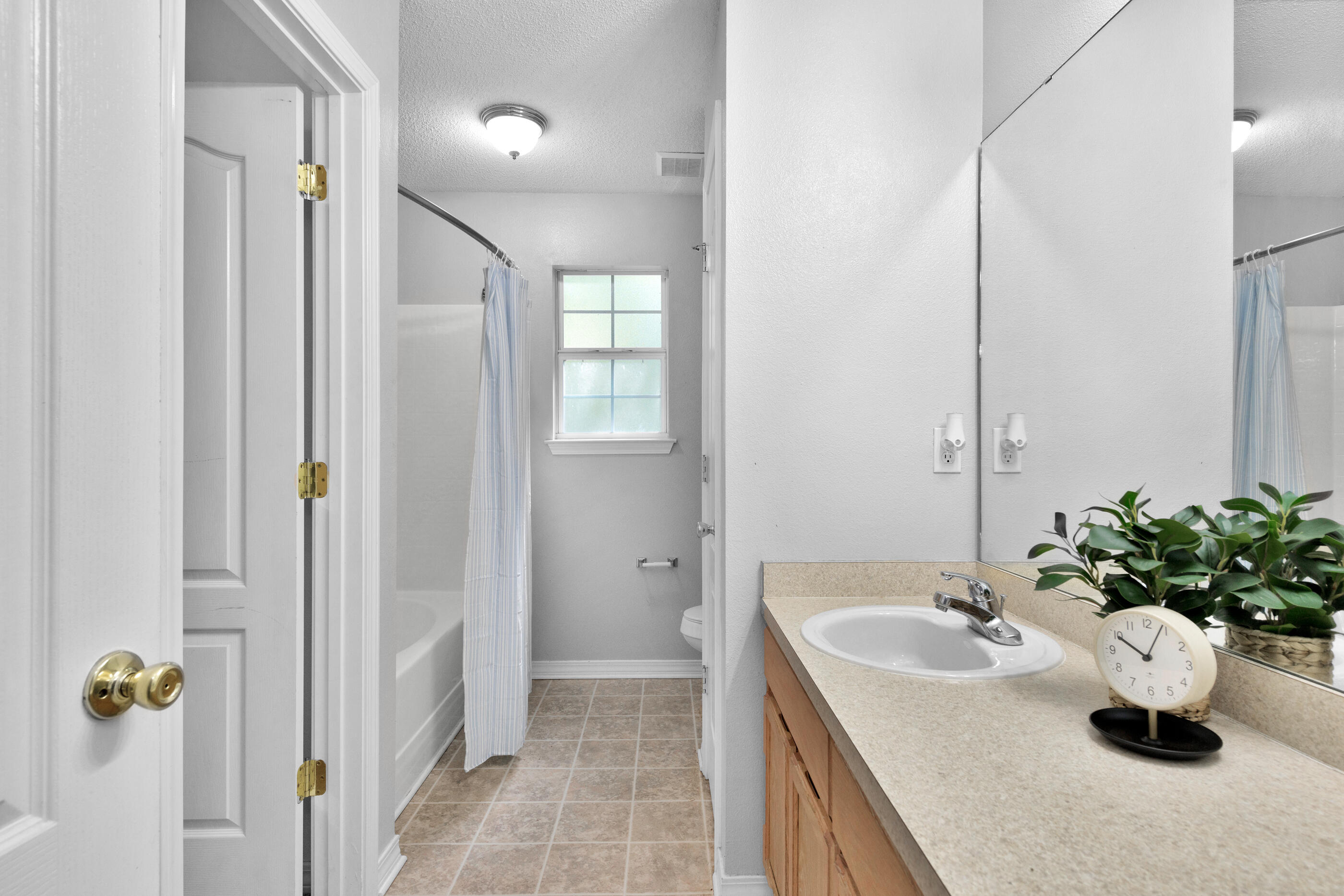 NAVARRE S/D 2ND ADDN - Residential