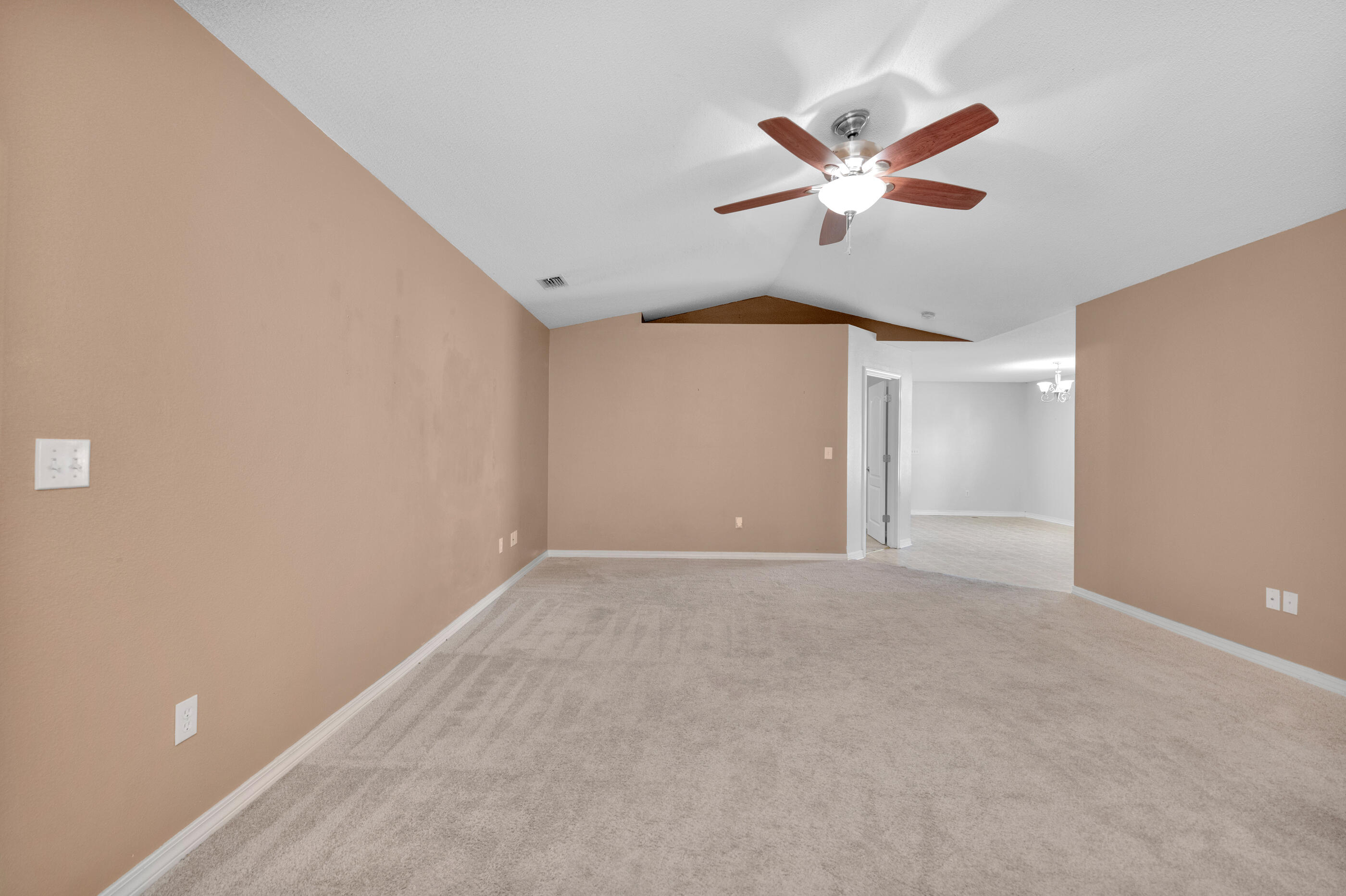 NAVARRE S/D 2ND ADDN - Residential