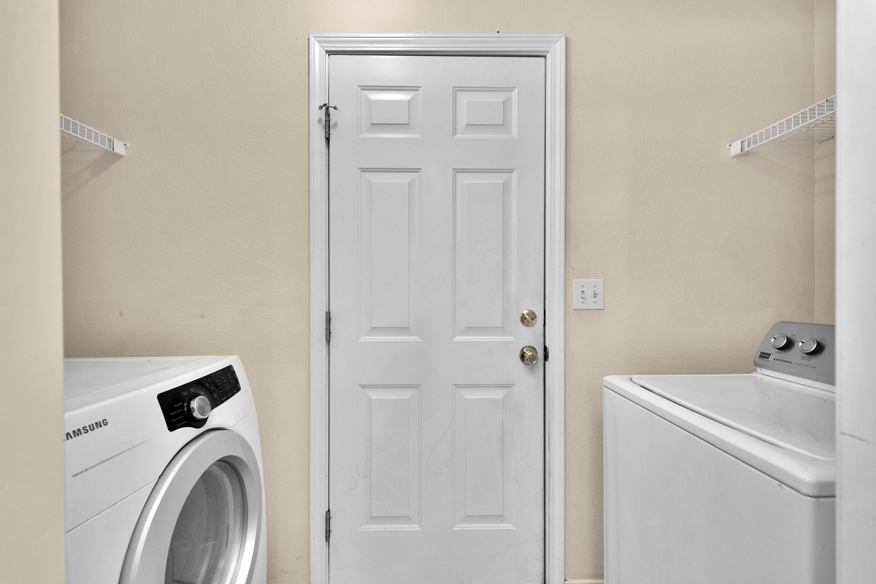 NAVARRE S/D 2ND ADDN - Residential